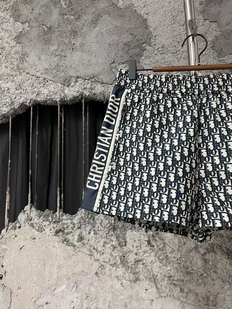 Dior Dior Logo Print Shorts in Size 36-yf Size US 36 / EU 52 - 3 Thumbnail