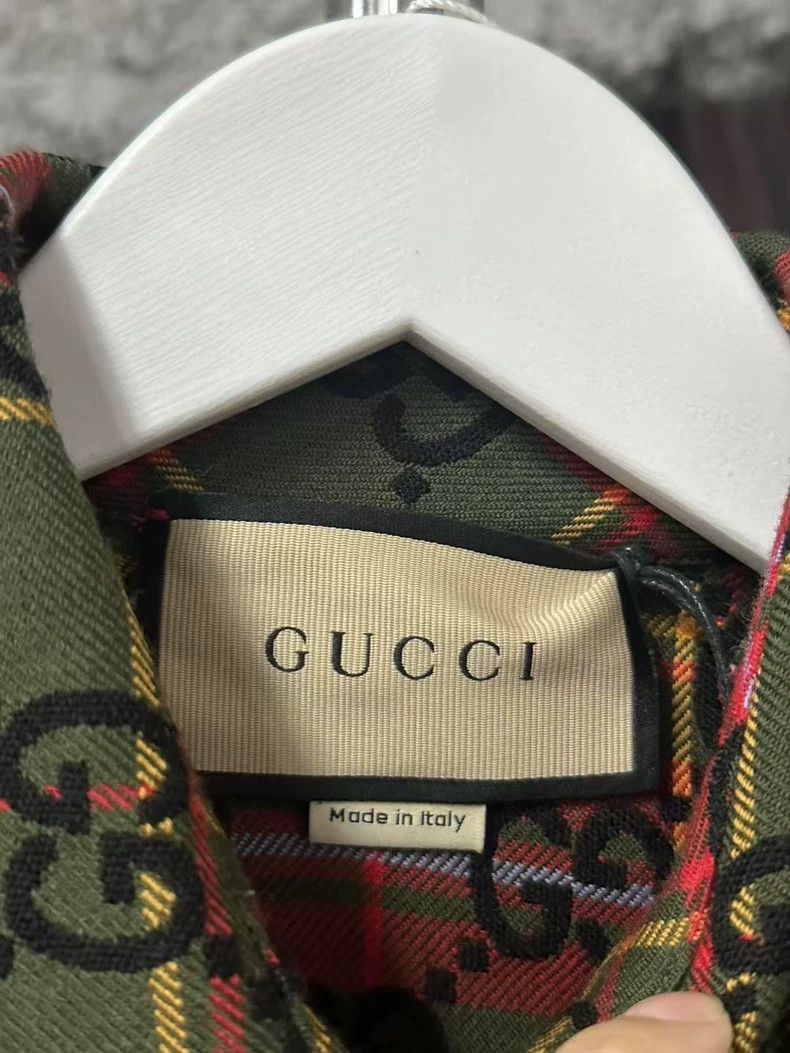 Gucci Gucci Logo Print Jacket Shirt-yf Size US L / EU 52-54 / 3 - 6 Thumbnail