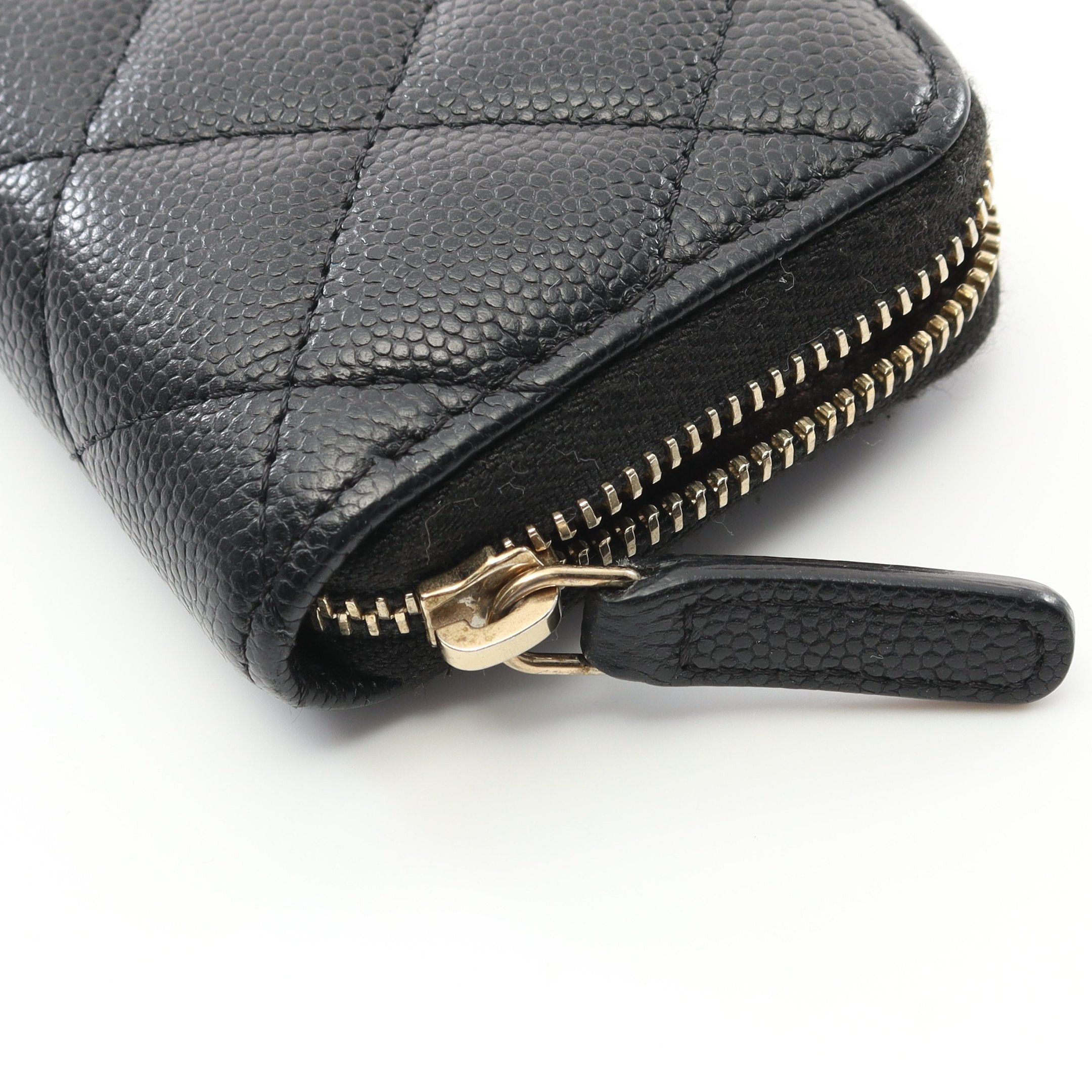 Chanel Chanel Matelasse Coin Purse Caviar Skin Black Gold Hardware With Key Ring Size ONE SIZE - 7 Thumbnail