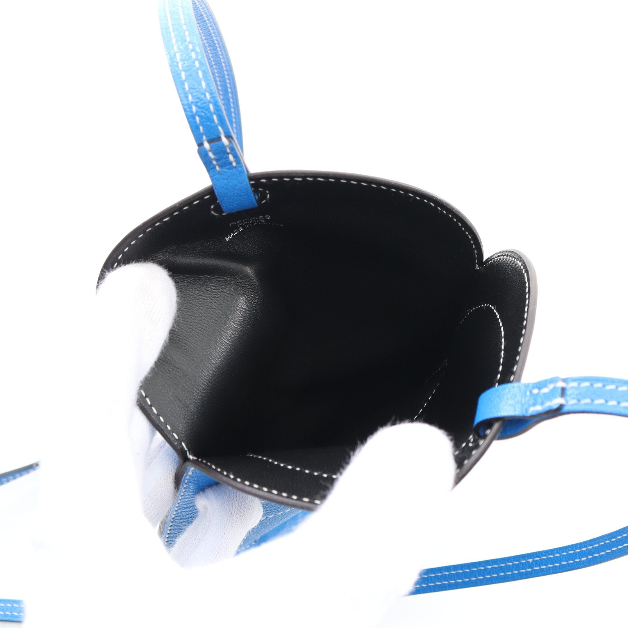 Hermes Hermes In The Loop Too Go Gm Verso Blue Hydra Smartphone Case Chevre With Strap U Stamp Size ONE SIZE - 3 Thumbnail