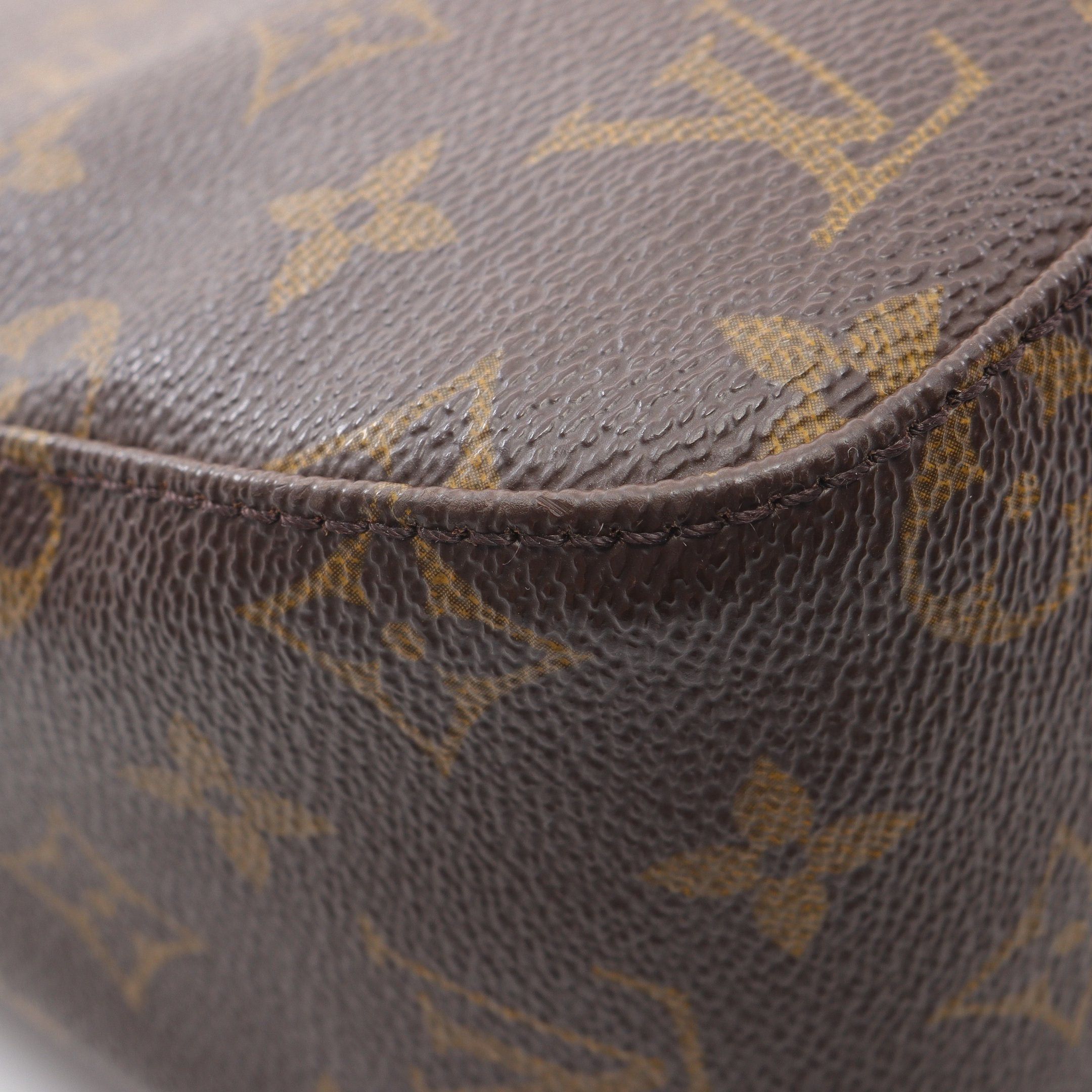 Louis Vuitton Louis Vuitton Looping Mm Monogram Shoulder Bag Leather Brown Size ONE SIZE - 12 Thumbnail