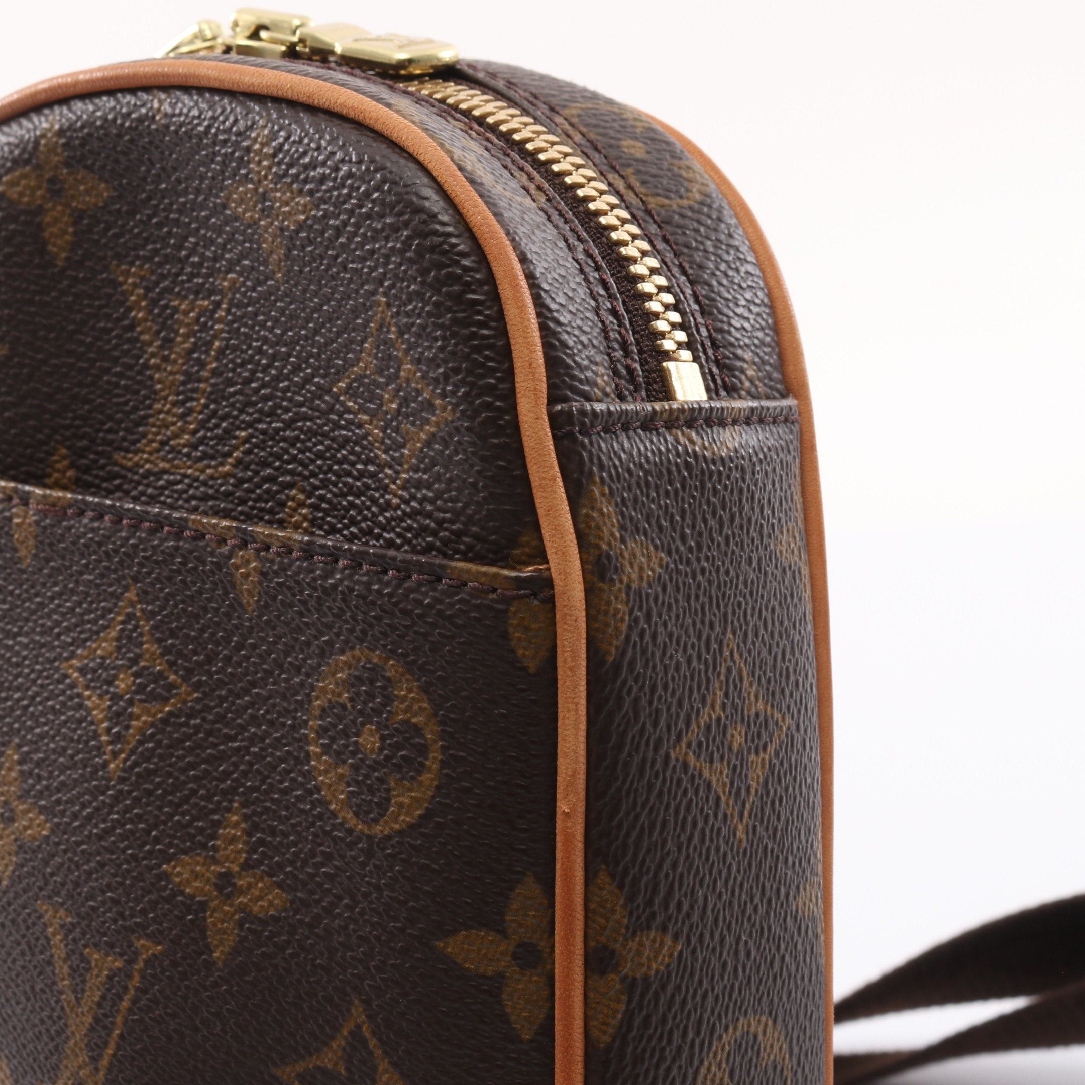 Louis Vuitton Louis Vuitton Pochette Ganju Monogram Body Bag Leather Brown Size ONE SIZE - 8 Thumbnail