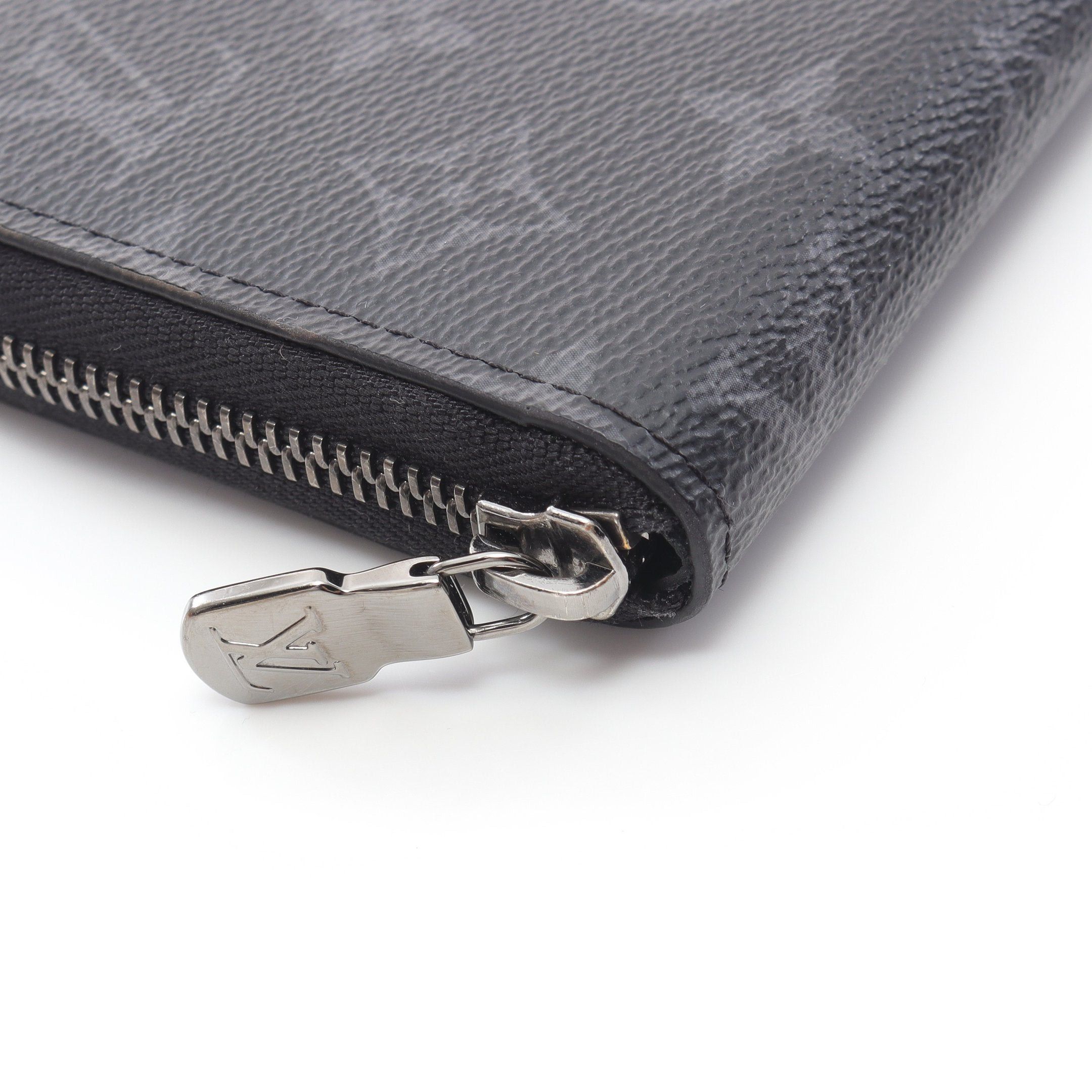 Louis Vuitton Louis Vuitton Zippy Wallet Horizontal Monogram Eclipse Round Zipper Long Black Size ONE SIZE - 9 Thumbnail