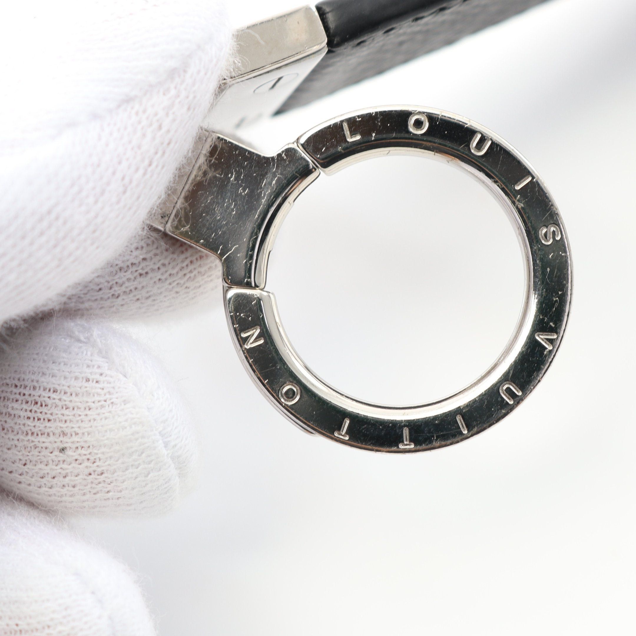 Louis Vuitton Louis Vuitton Porte-Cle Lv Club Taiga Key Ring Leather Black Silver Size ONE SIZE - 5 Thumbnail