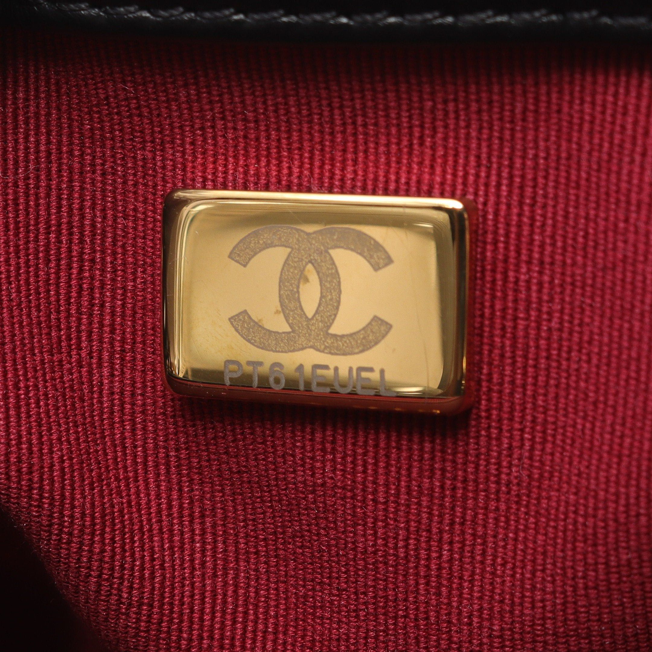 Chanel Chanel Matelasse Chain Shoulder Bag Lambskin Black Gold Hardware Size ONE SIZE - 5 Thumbnail