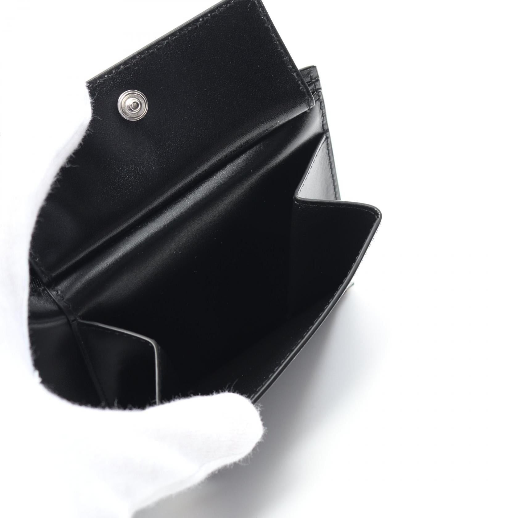 Yves Saint Laurent Yves Saint Laurent Eastwest Wallet Monogram Bi-Fold Leather Black Size ONE SIZE - 5 Thumbnail