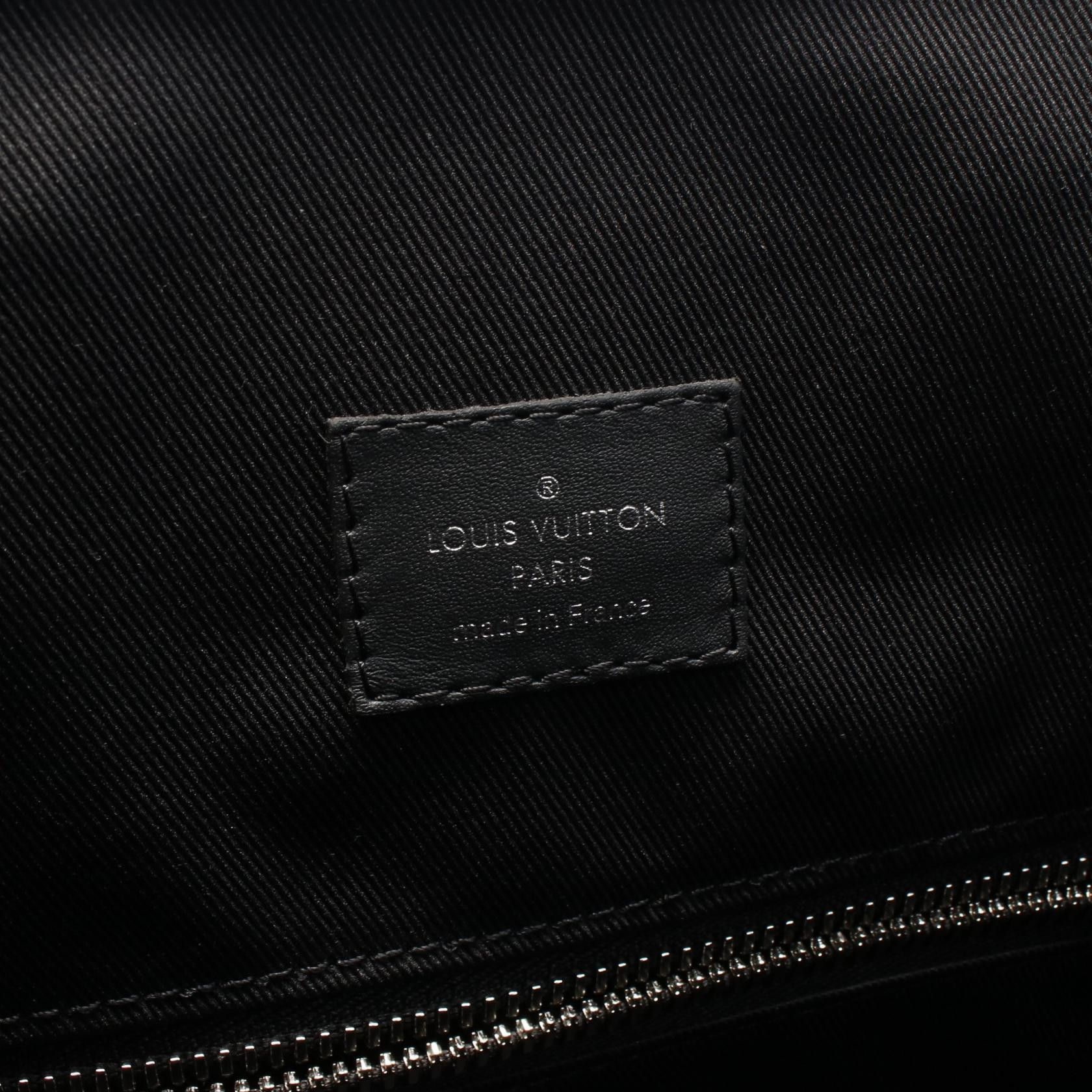 Louis Vuitton Louis Vuitton Christopher Mm Epi Xl Backpack Rucksack Leather Black Size ONE SIZE - 4 Thumbnail