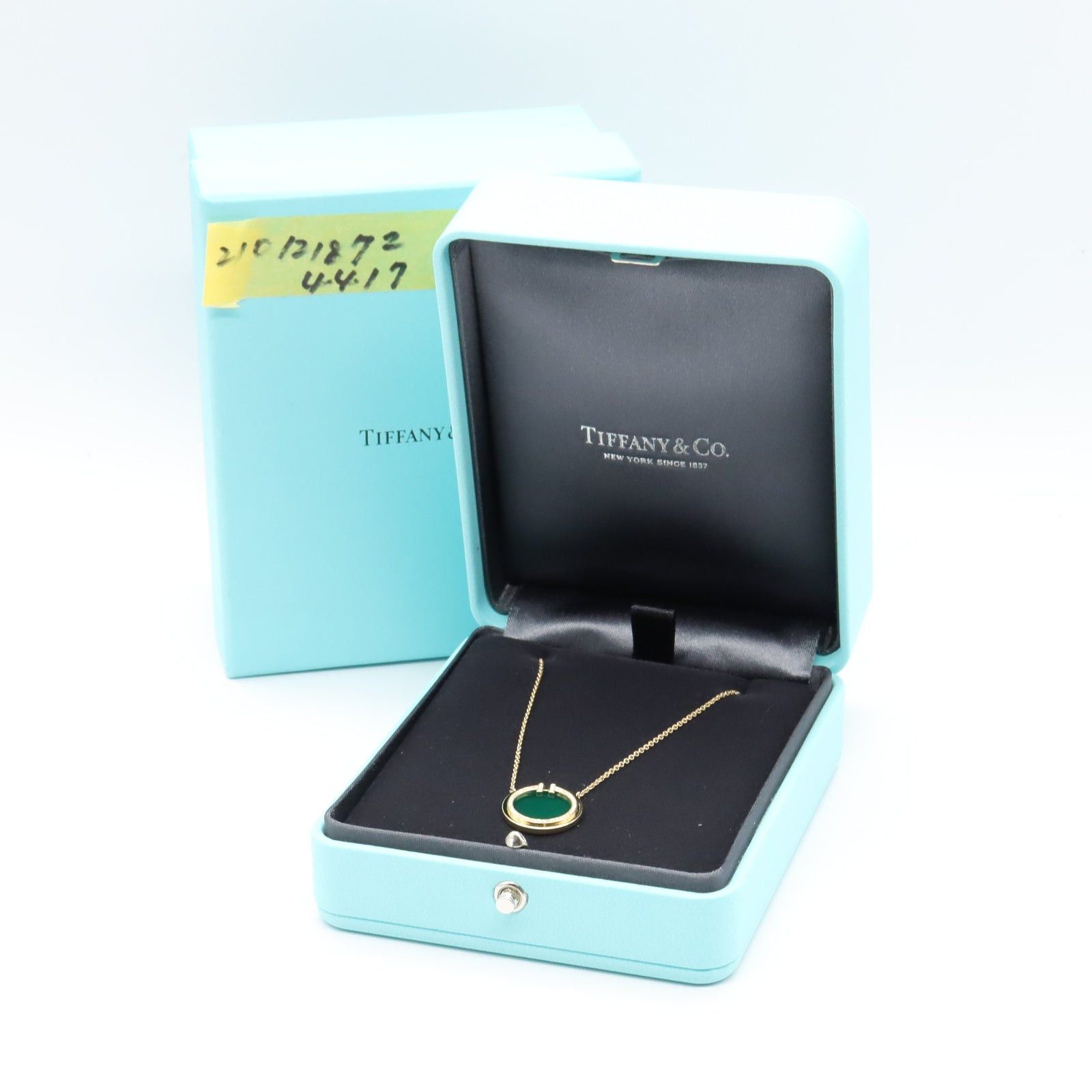 Tiffany & Co. Tiffany Co T Circle Necklace Green Agate Diamond K18 (Yellow Gold) Clear Size ONE SIZE - 7 Thumbnail