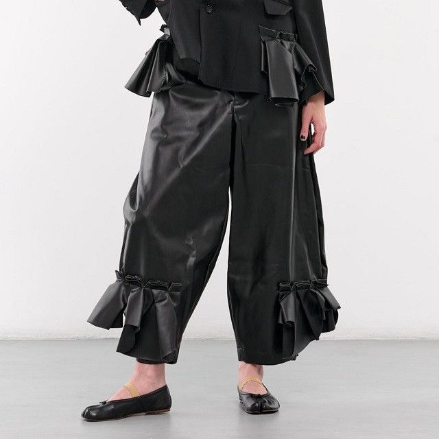Other Other COMME des GARCONS Ruffle Faux Leather Trousers Others Bottoms GN-P005 DUTY FREE for USA Size ONE SIZE - 3 Thumbnail