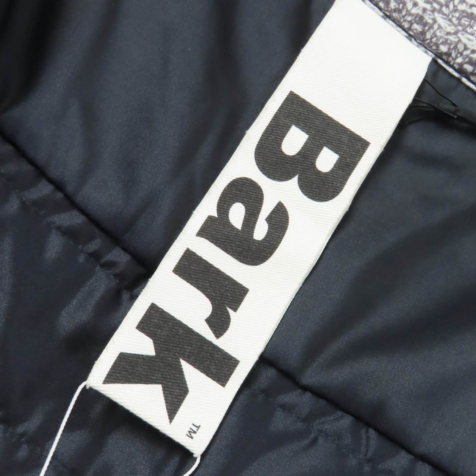 Other Other Bark Logo Metal Viscose Polyamide Short Sleeve Jacket Others Outerwear DUTY FREE for USA Size ONE SIZE - 8 Thumbnail