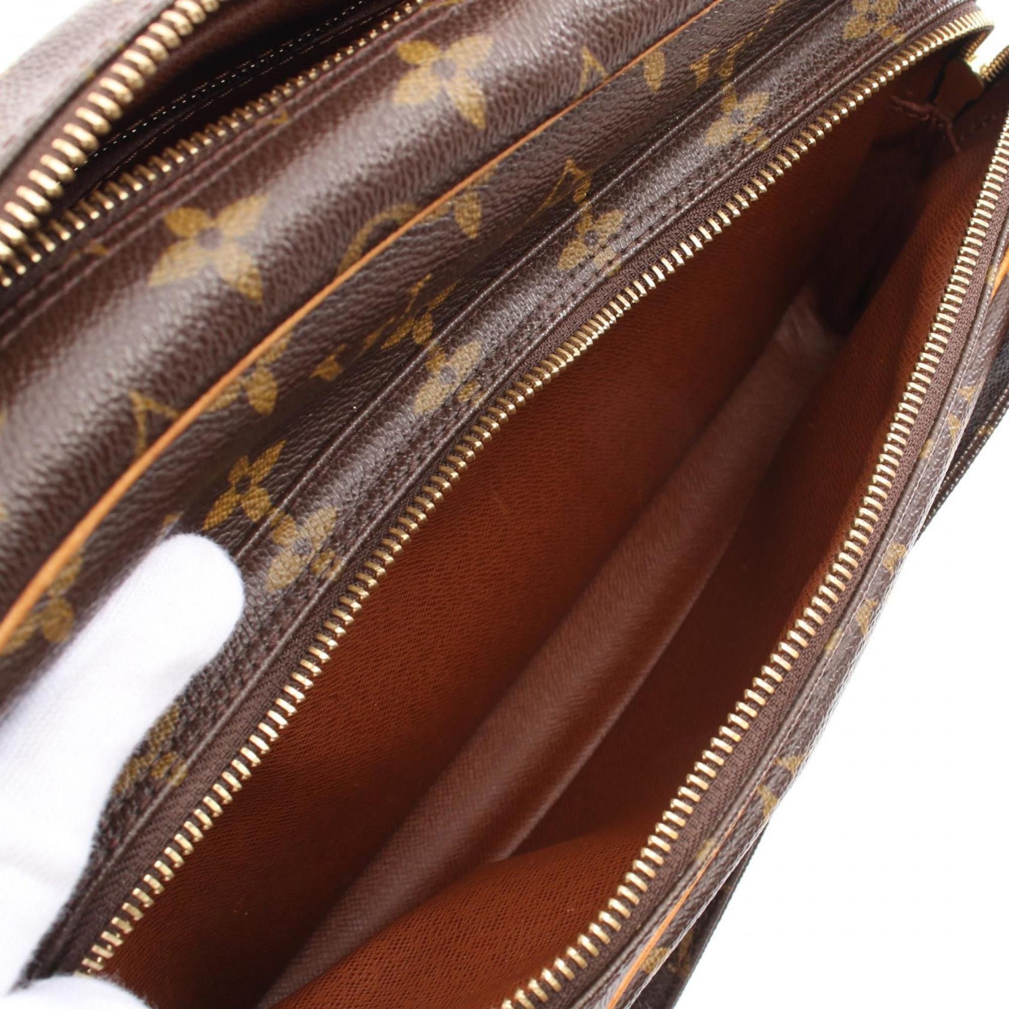 Louis Vuitton Louis Vuitton Nile shoulder Size ONE SIZE - 8 Thumbnail