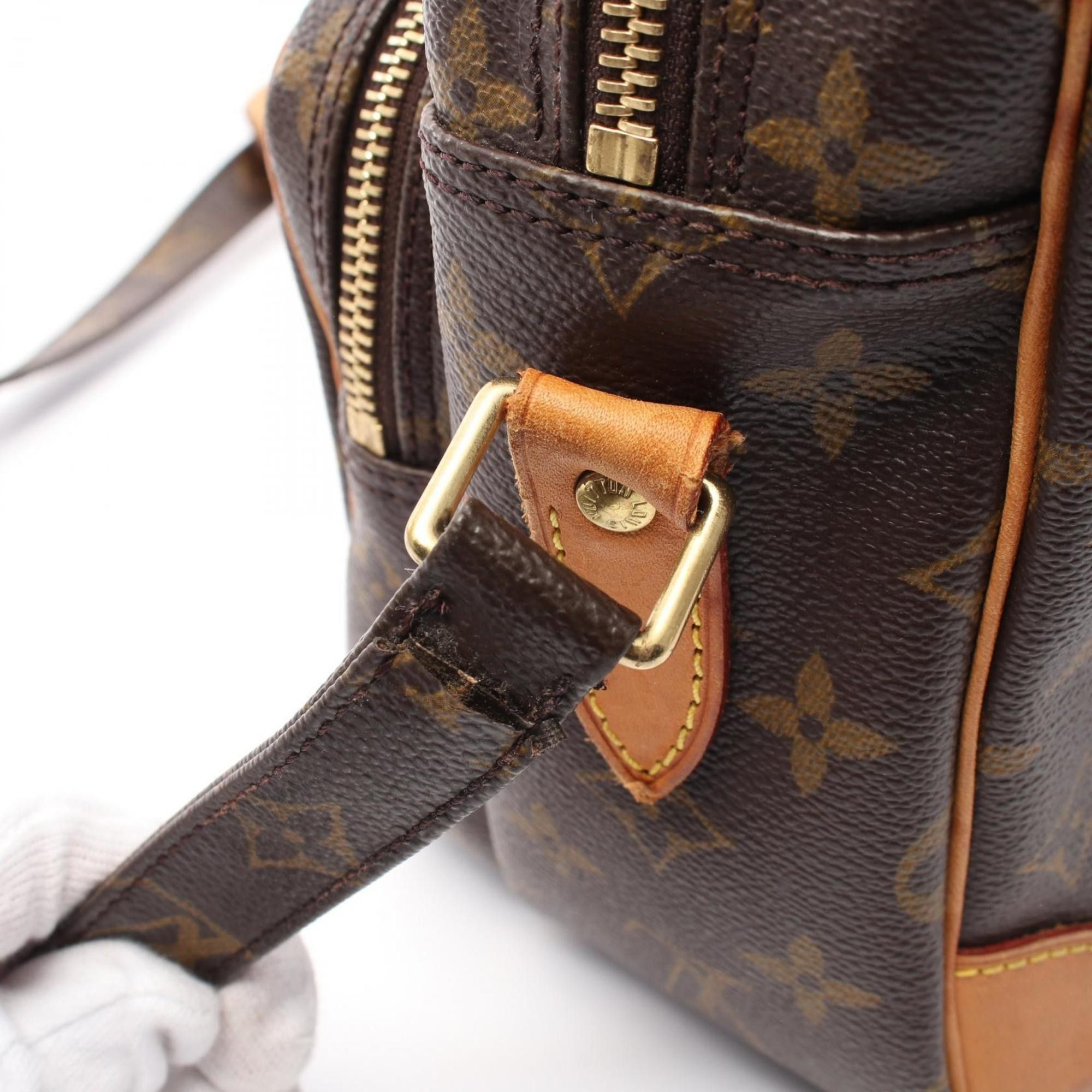 Louis Vuitton Louis Vuitton Nile shoulder Size ONE SIZE - 10 Thumbnail