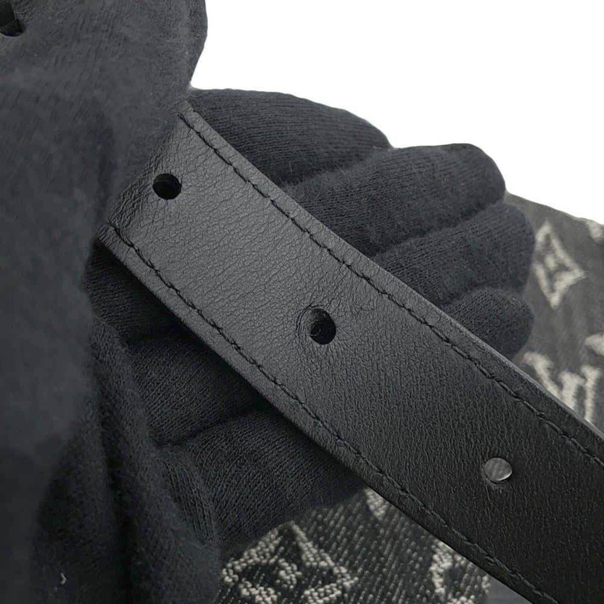 Louis Vuitton Louis Vuitton Nigo shoulder Size ONE SIZE - 3 Thumbnail