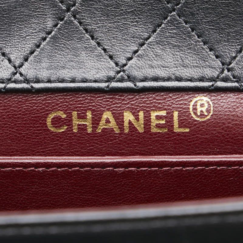 Chanel Chanel Chanel Matelasse Lambskin Shoulder Bag Leather Crossbody Bag Size ONE SIZE - 12 Thumbnail