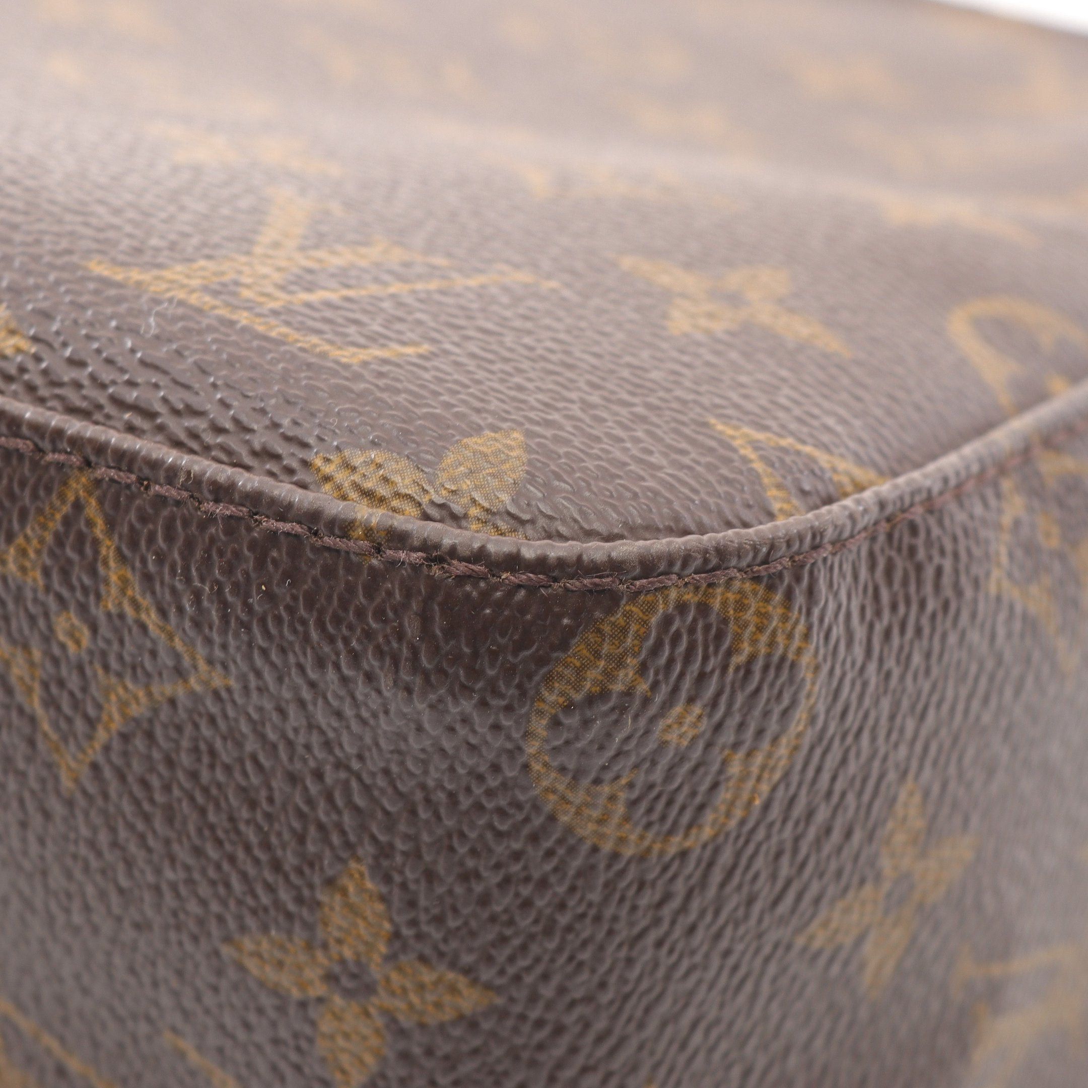 Louis Vuitton Louis Vuitton Looping Mm Monogram Shoulder Bag Leather Brown Size ONE SIZE - 9 Thumbnail