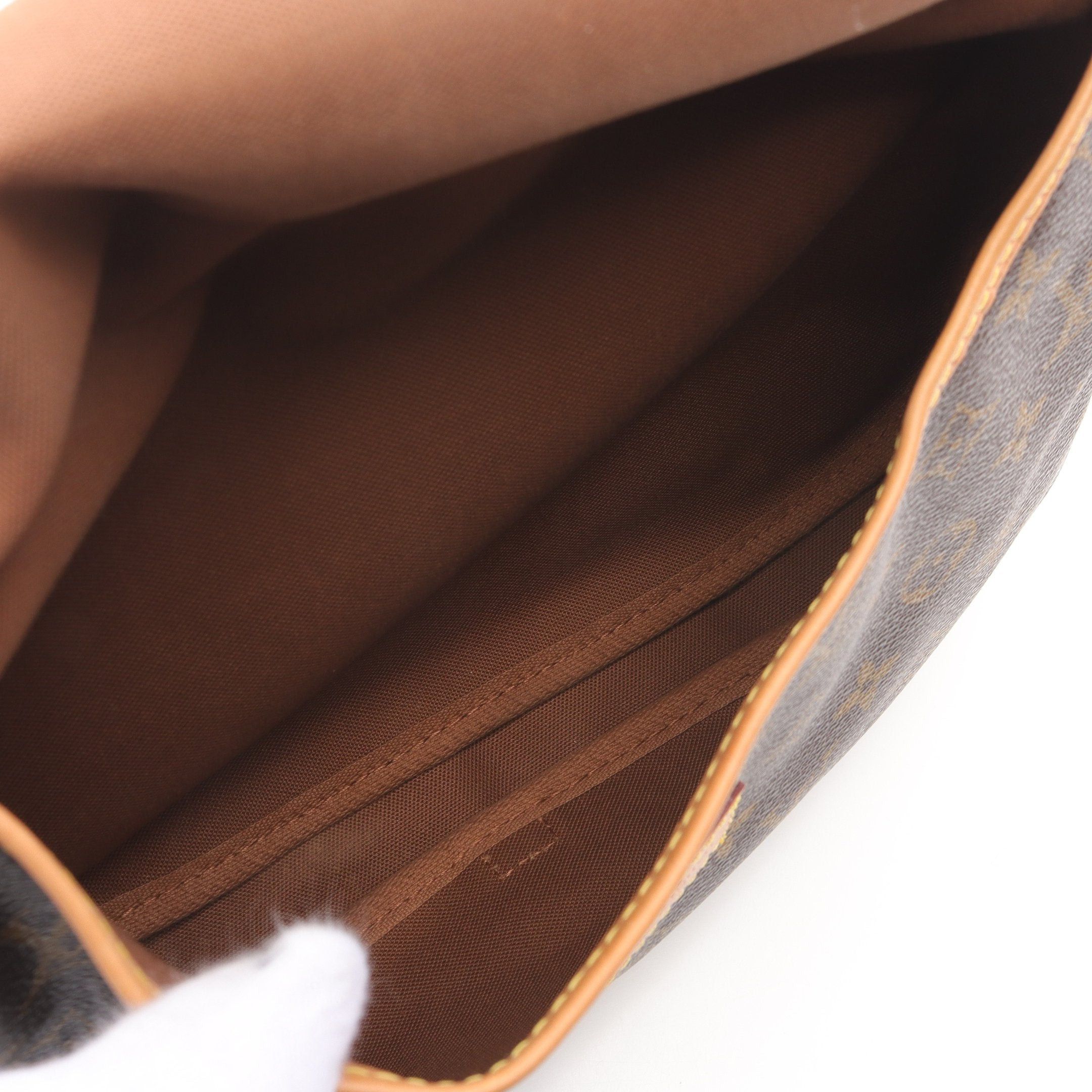 Louis Vuitton Louis Vuitton Saumur 30 Monogram Shoulder Bag Leather Brown Size ONE SIZE - 3 Thumbnail