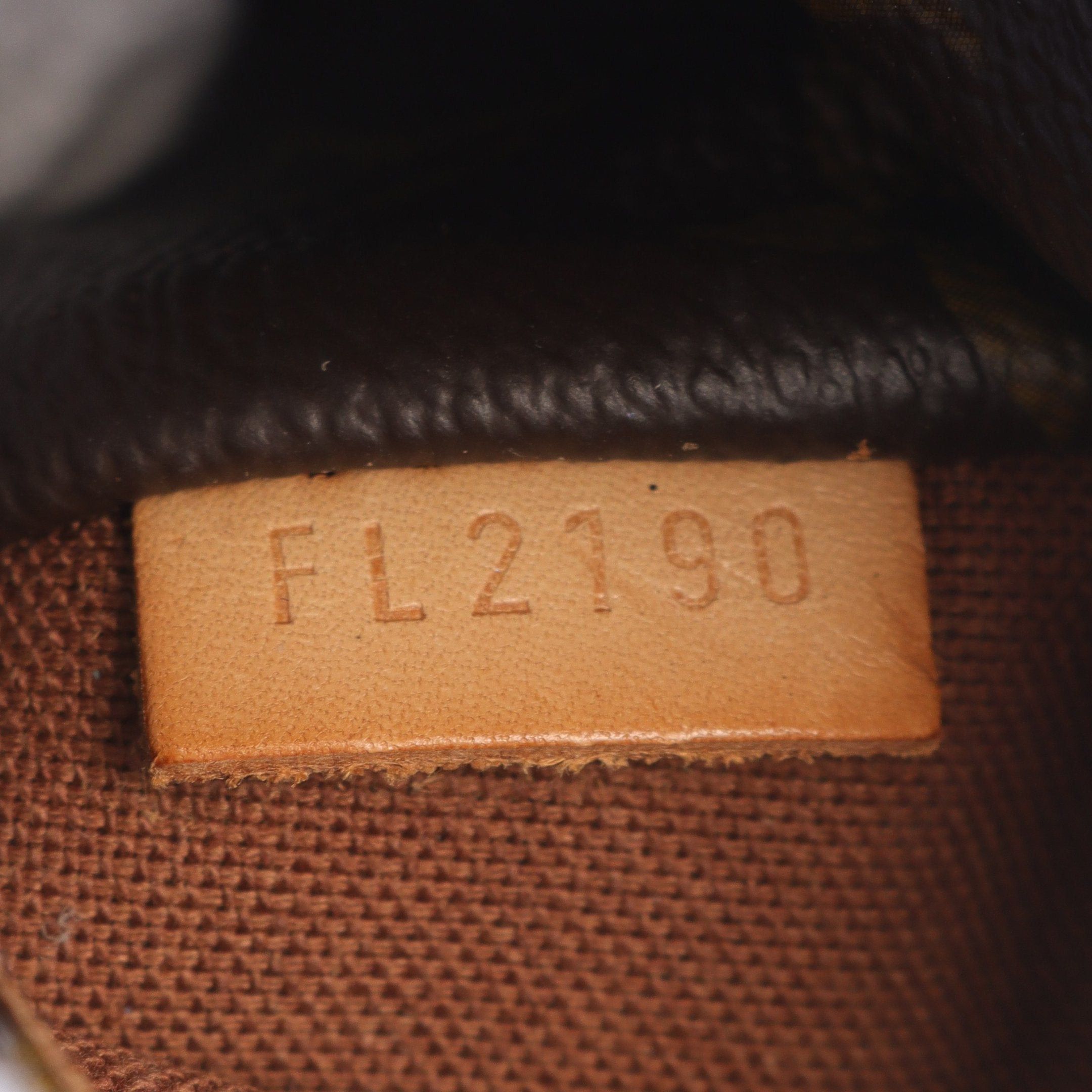 Louis Vuitton Louis Vuitton Totally Mm Monogram Shoulder Bag Tote Leather Brown Size ONE SIZE - 5 Thumbnail