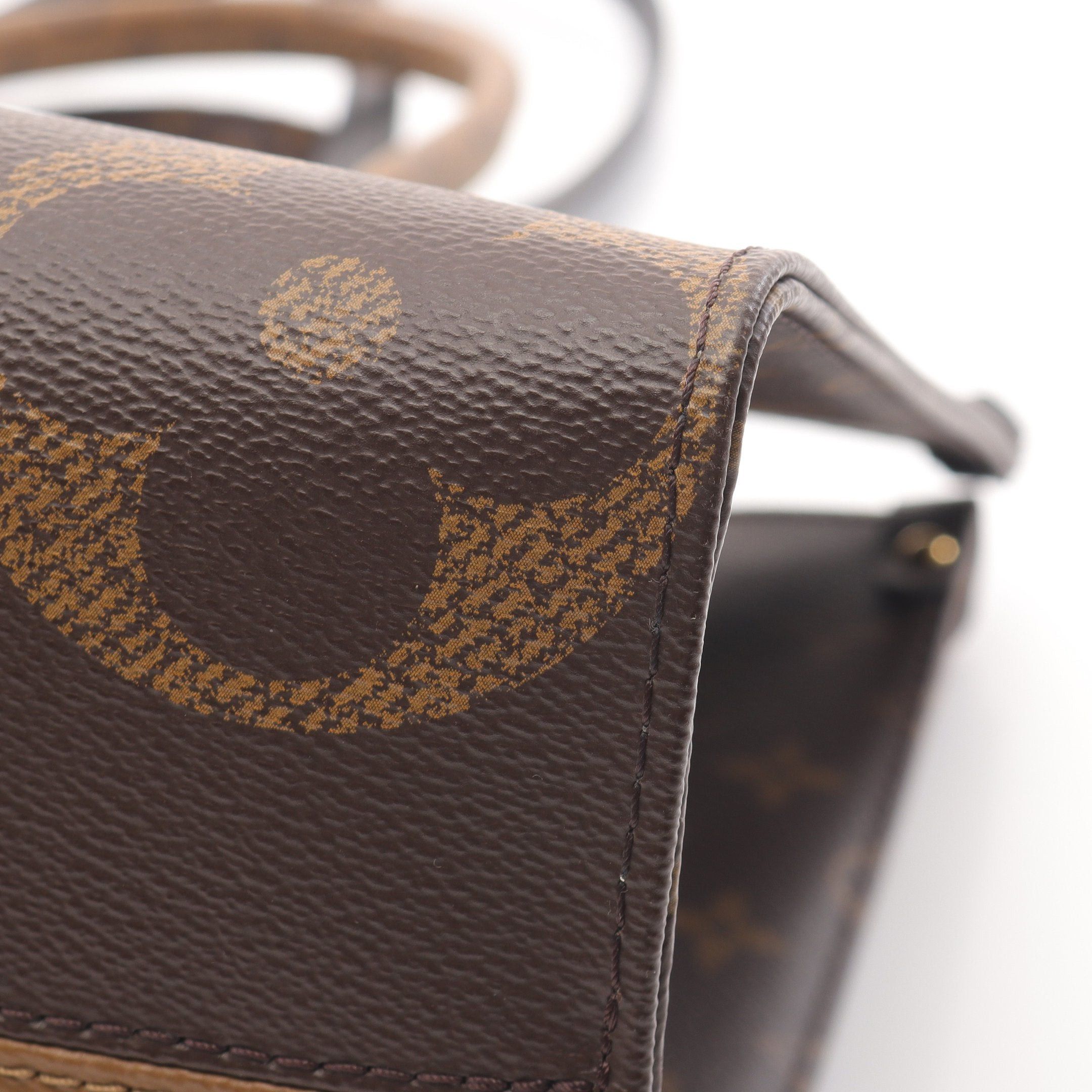 Louis Vuitton Louis Vuitton On-The-Go Mm Monogram Giant Reverse Shoulder Bag Tote Leather Brown Beige Size ONE SIZE - 6 Thumbnail