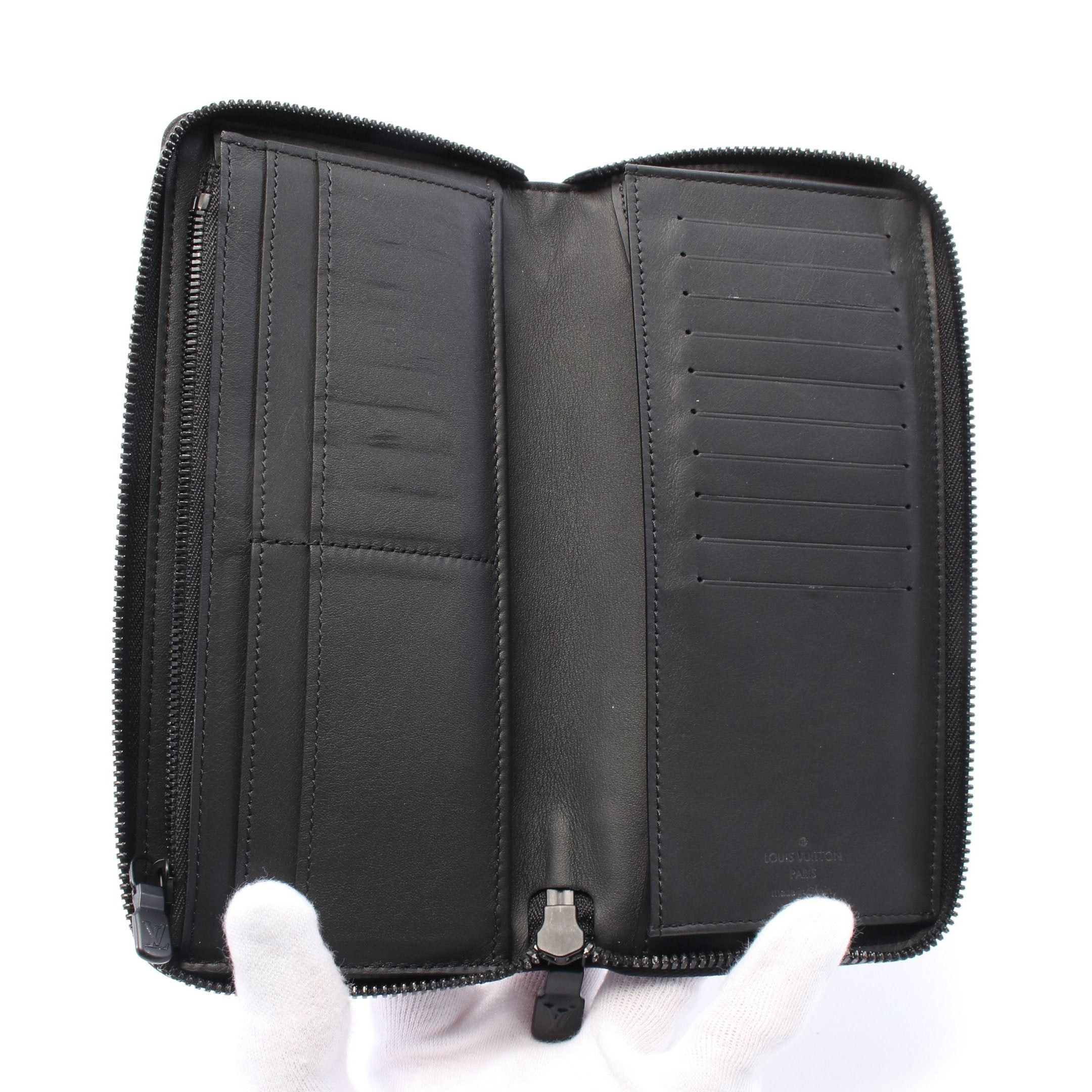 Louis Vuitton Louis Vuitton Zippy Wallet Vertical Monogram Shadow Round Zipper Long Leather Black Size ONE SIZE - 3 Thumbnail