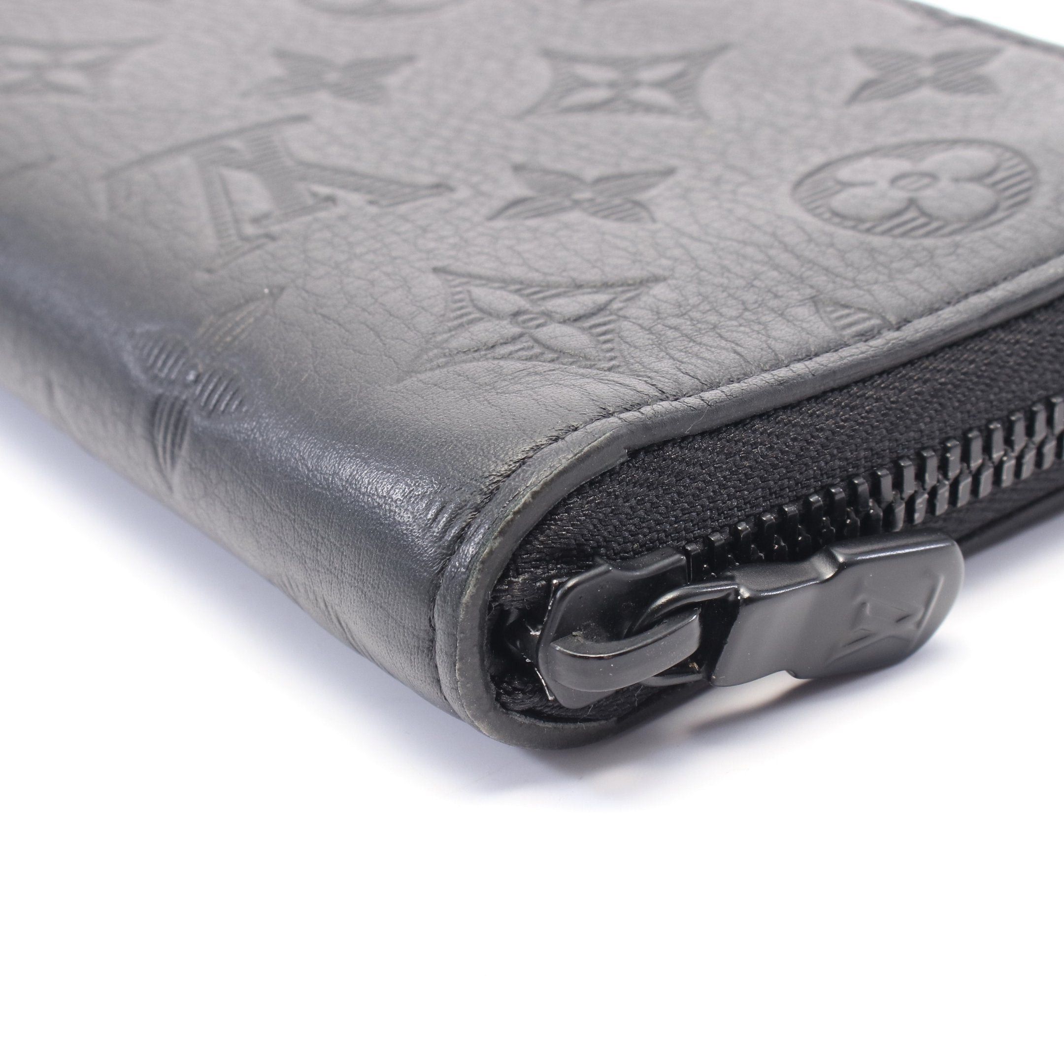Louis Vuitton Louis Vuitton Zippy Wallet Vertical Monogram Shadow Round Zipper Long Leather Black Size ONE SIZE - 8 Thumbnail