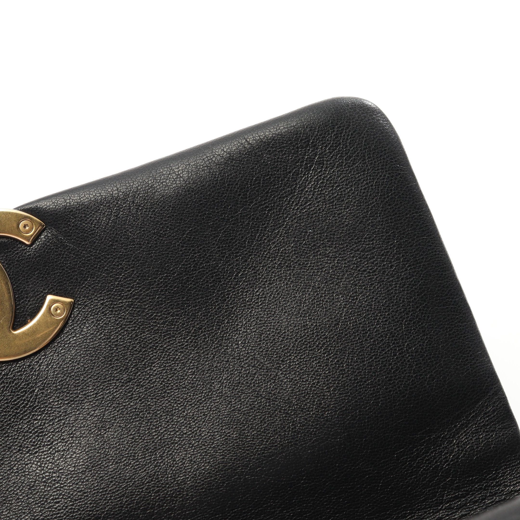 Chanel Chanel 19 Dizeneuf Matelasse Chain Shoulder Bag Leather Black Combination Metal Fittings Size ONE SIZE - 8 Thumbnail