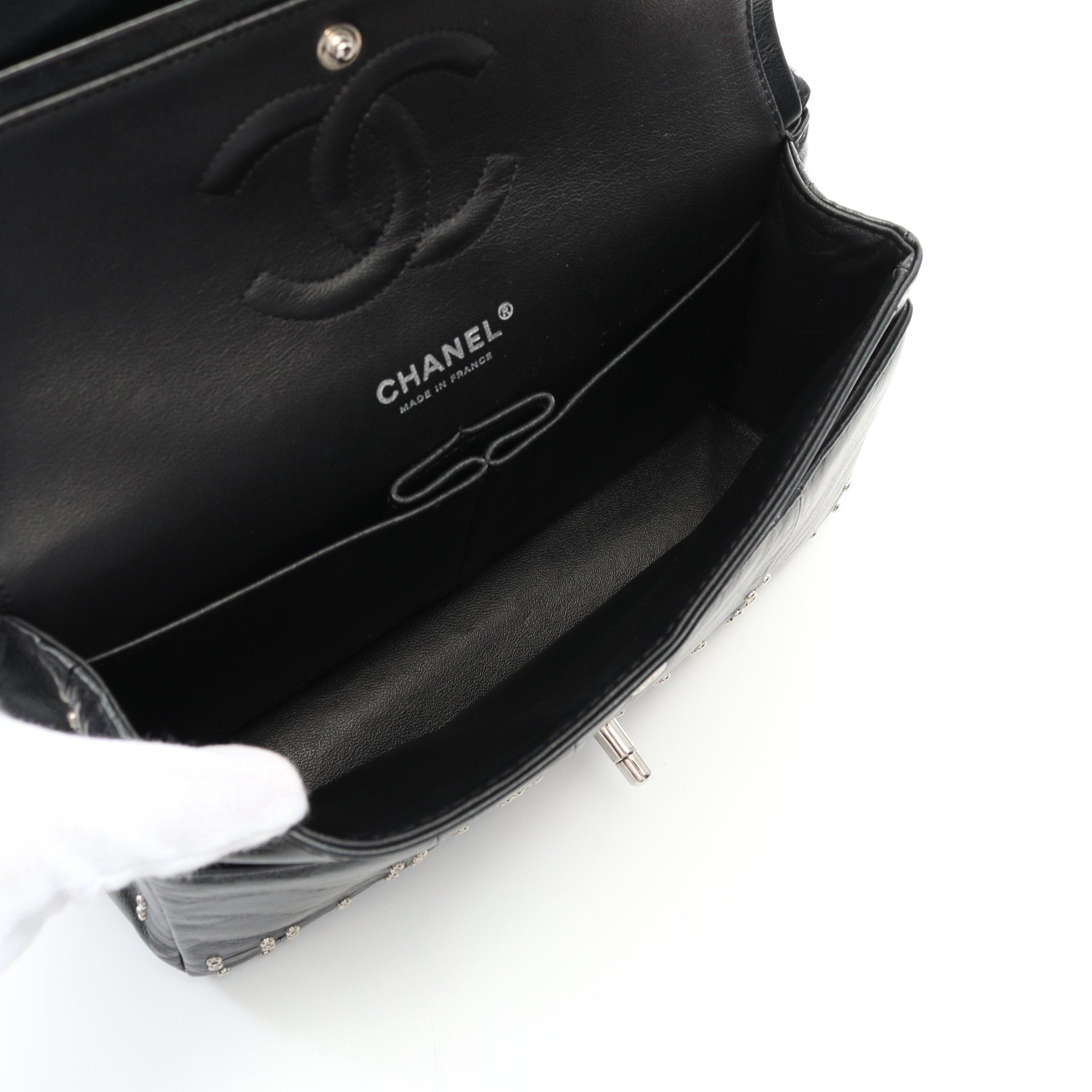 Chanel Chanel Airline Matelasse Double Flap Chain Shoulder Bag Leather Black Silver Hardware Size ONE SIZE - 3 Thumbnail