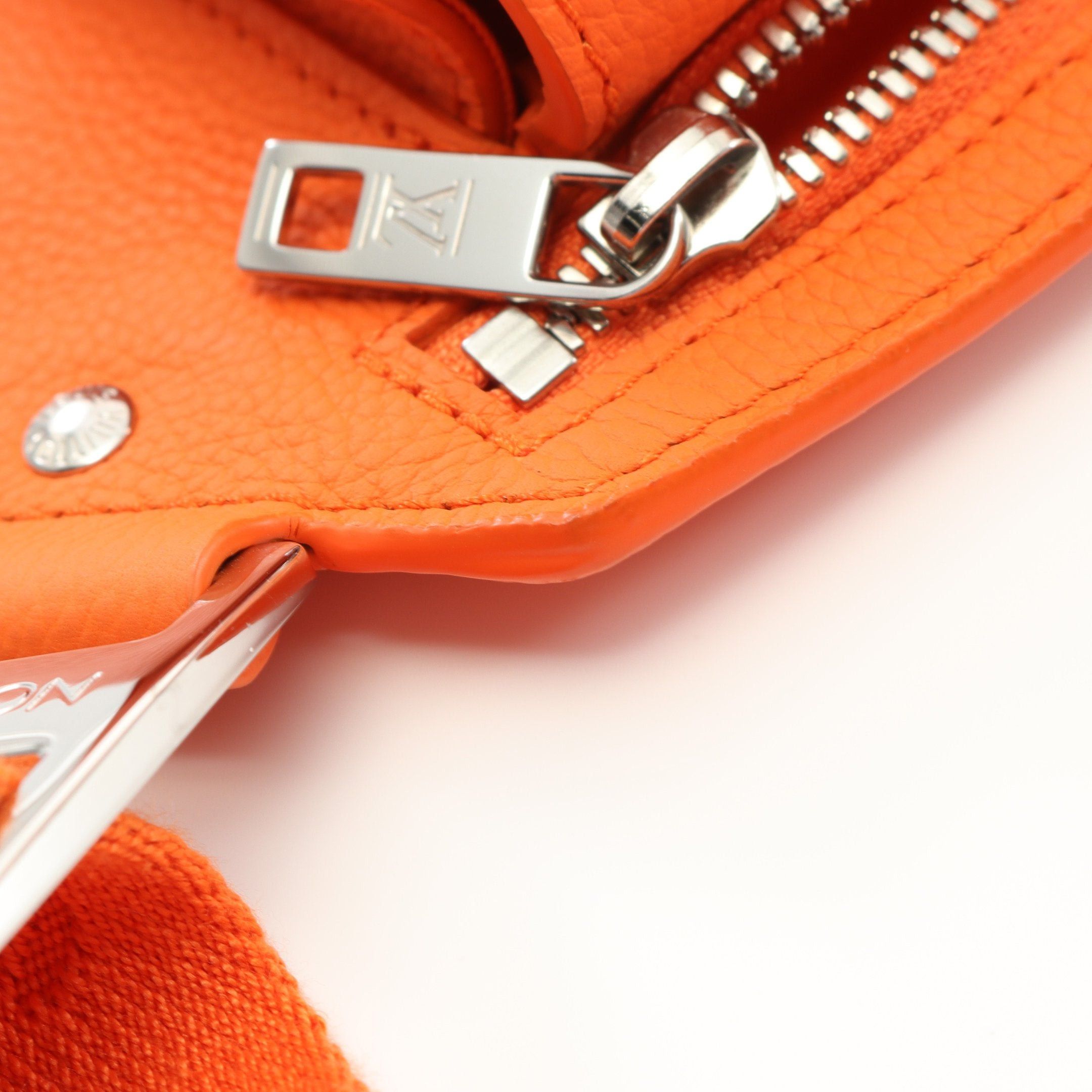 Louis Vuitton Louis Vuitton Bum Bag Nv Aerogram Volcano Orange Body Waist Leather Size ONE SIZE - 10 Thumbnail