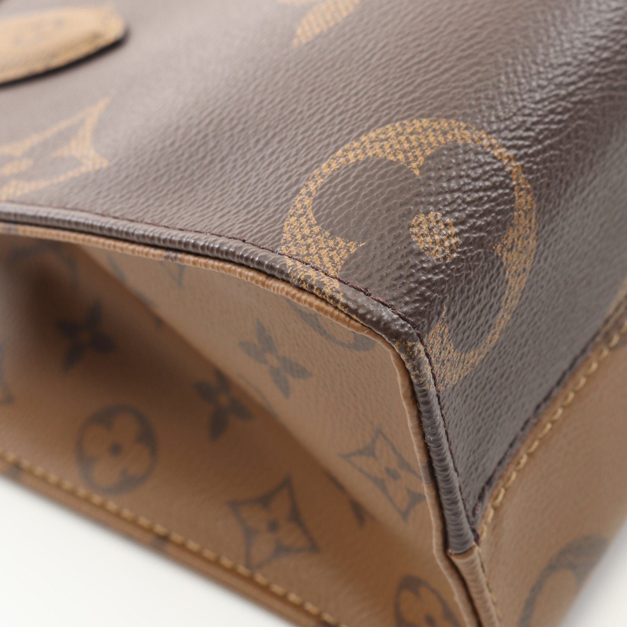 Louis Vuitton Louis Vuitton On-The-Go Pm Monogram Reverse Handbag Brown Beige Size ONE SIZE - 5 Thumbnail