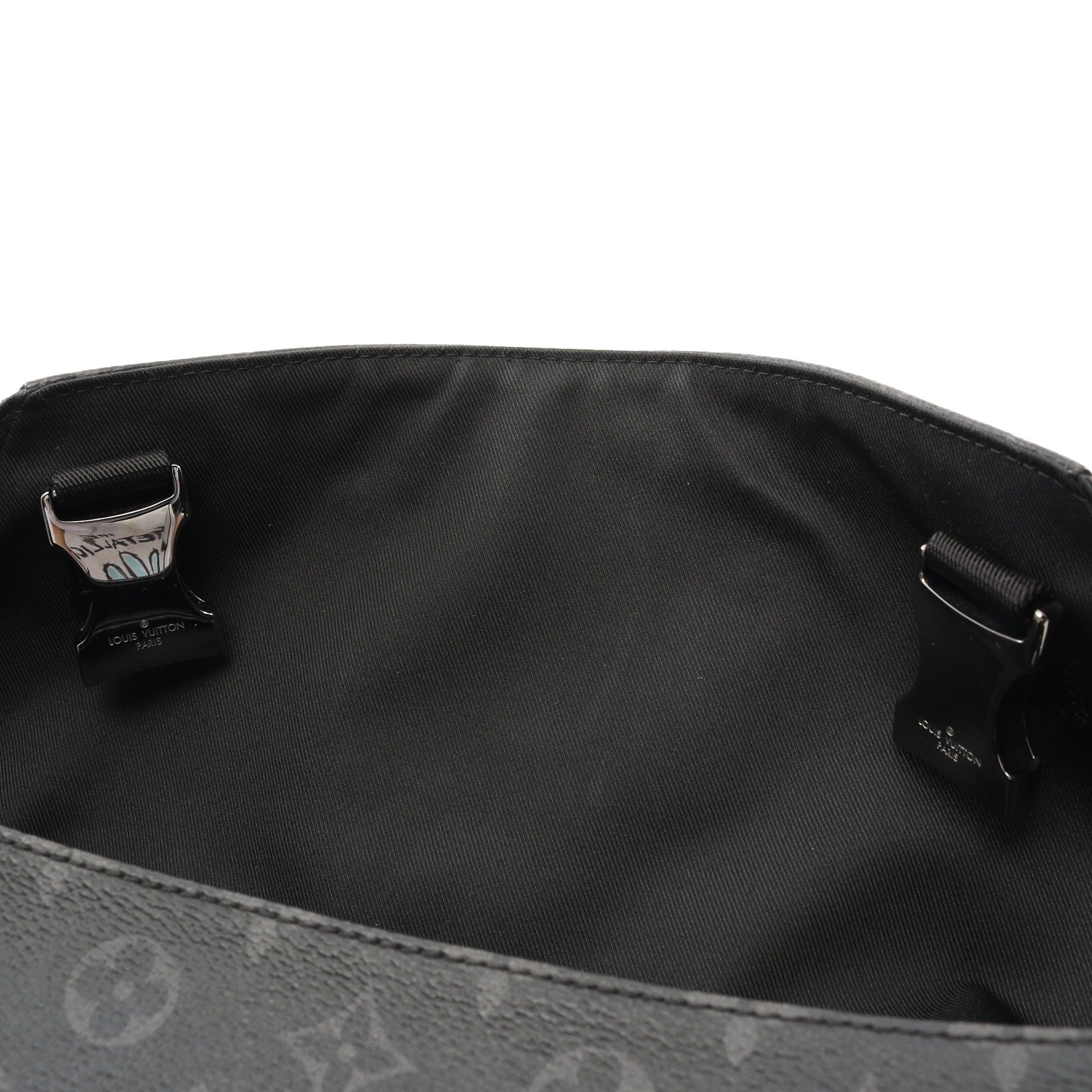 Louis Vuitton Louis Vuitton Messenger Voyage Pm Monogram Eclipse Shoulder Bag Leather Black Size ONE SIZE - 7 Thumbnail