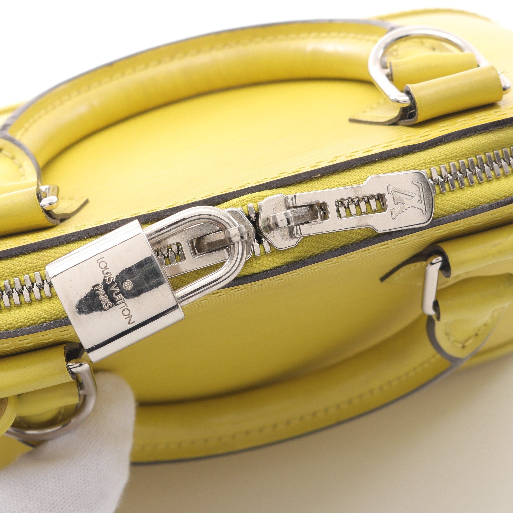 Louis Vuitton Louis Vuitton Alma Bb Epi Pistache Handbag Leather Yellow Size ONE SIZE - 10 Thumbnail