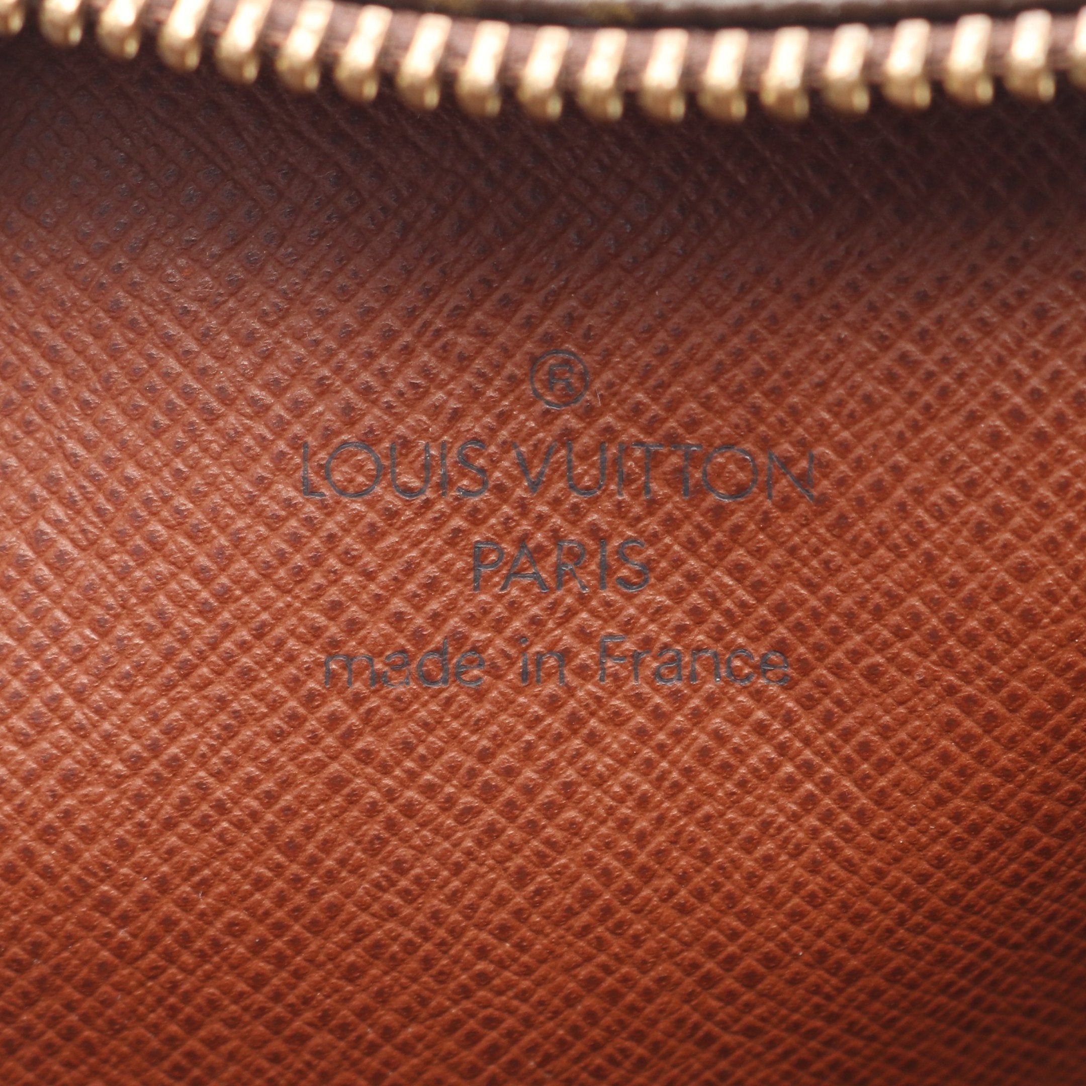 Louis Vuitton Louis Vuitton Amazon Monogram Shoulder Bag Leather Brown Size ONE SIZE - 4 Thumbnail
