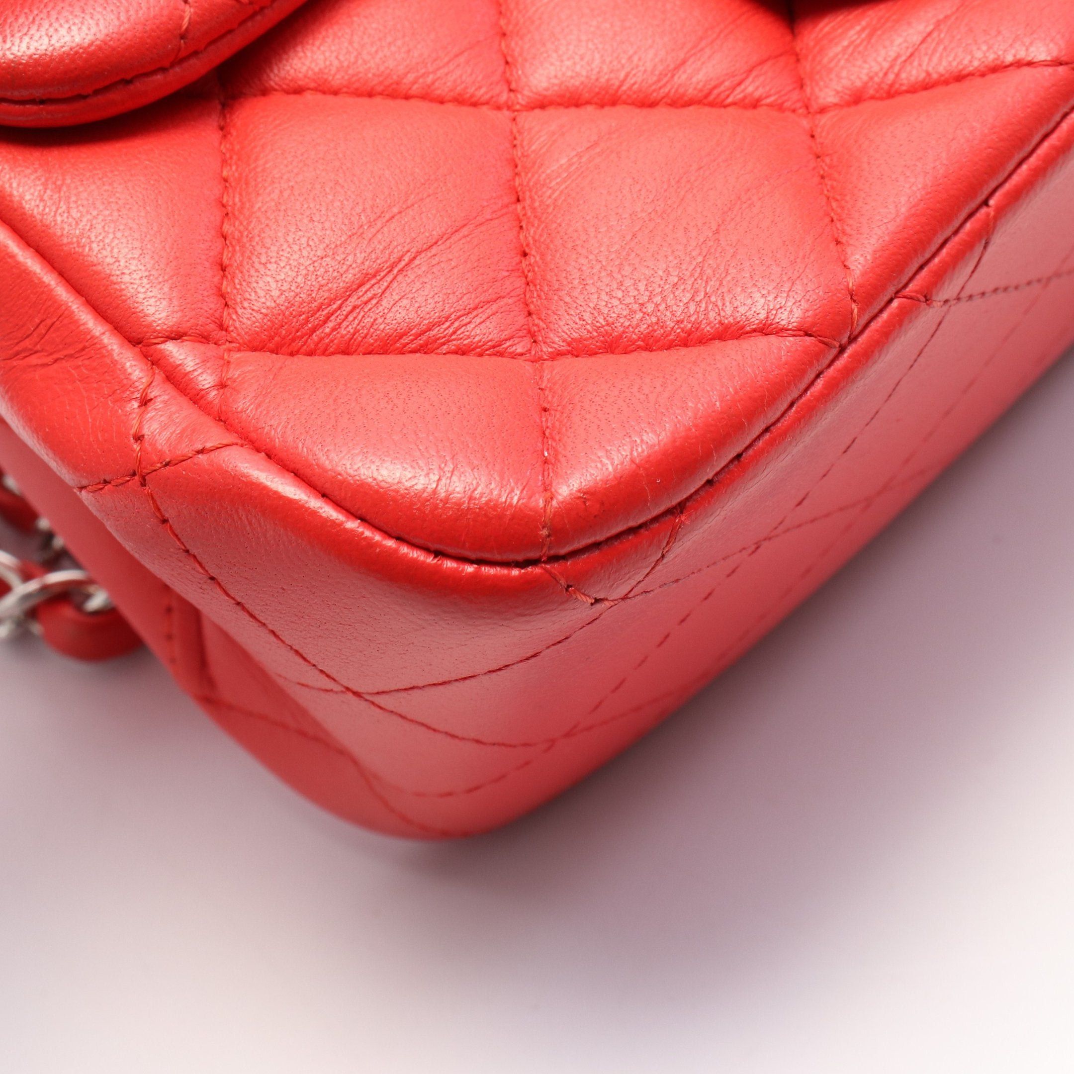 Chanel Chanel Mini Matelasse Chain Shoulder Bag Leather Red Silver Hardware Size ONE SIZE - 7 Thumbnail
