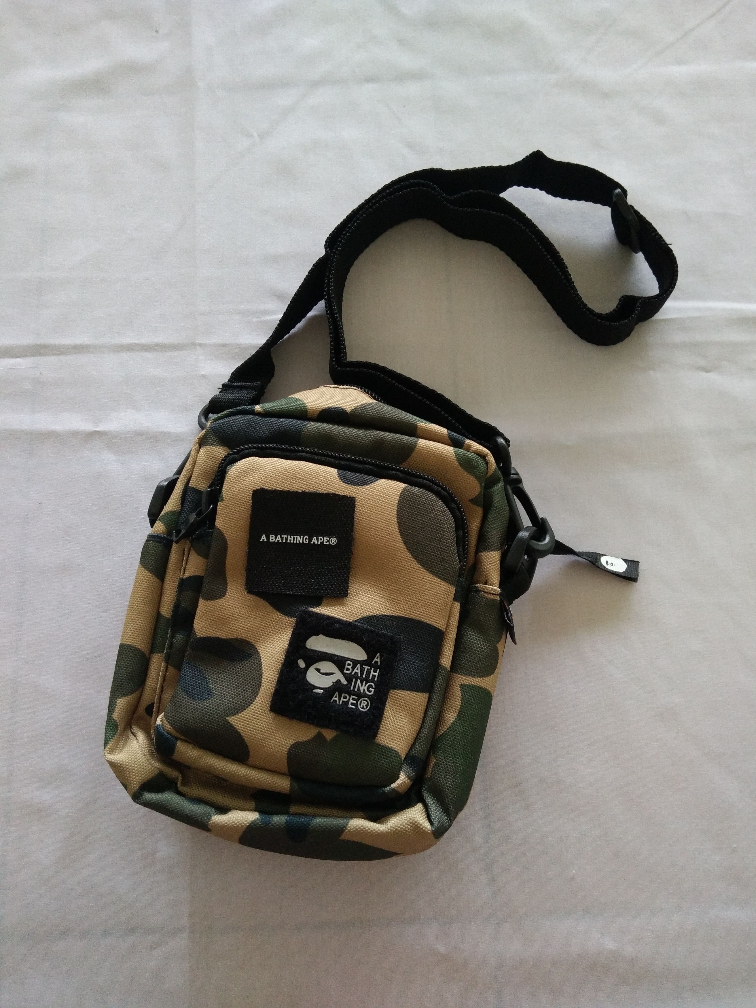 Bape sling bag camo sale