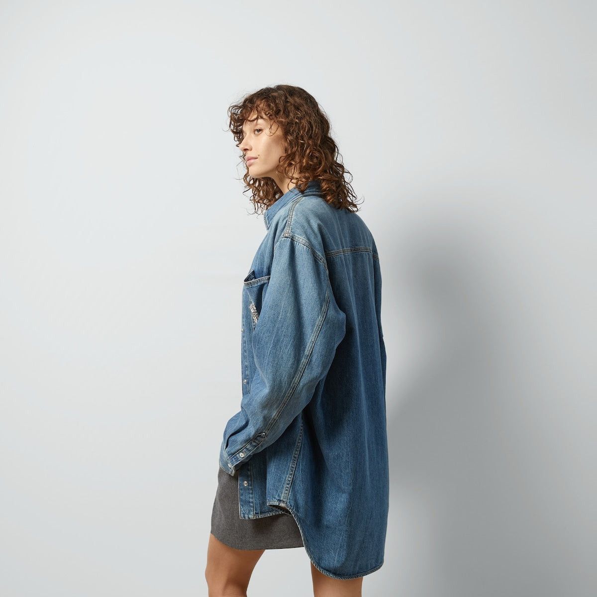 Gucci Gucci Washed Organic Denim Shirt SIZE 40 Size ONE SIZE - 4 Thumbnail