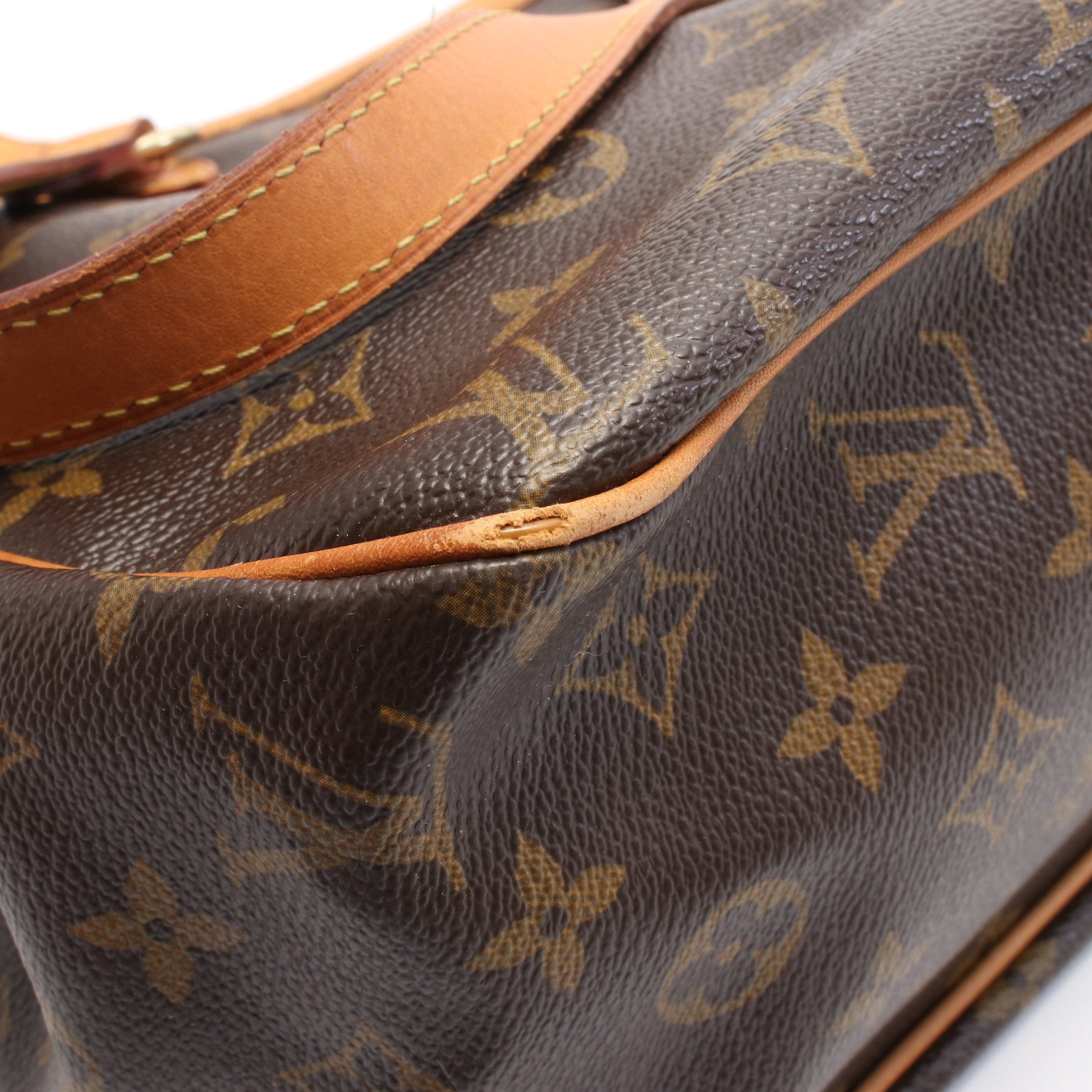 Louis Vuitton Louis Vuitton Batignolles Horizontal Monogram Shoulder Bag Leather Brown Size ONE SIZE - 11 Thumbnail