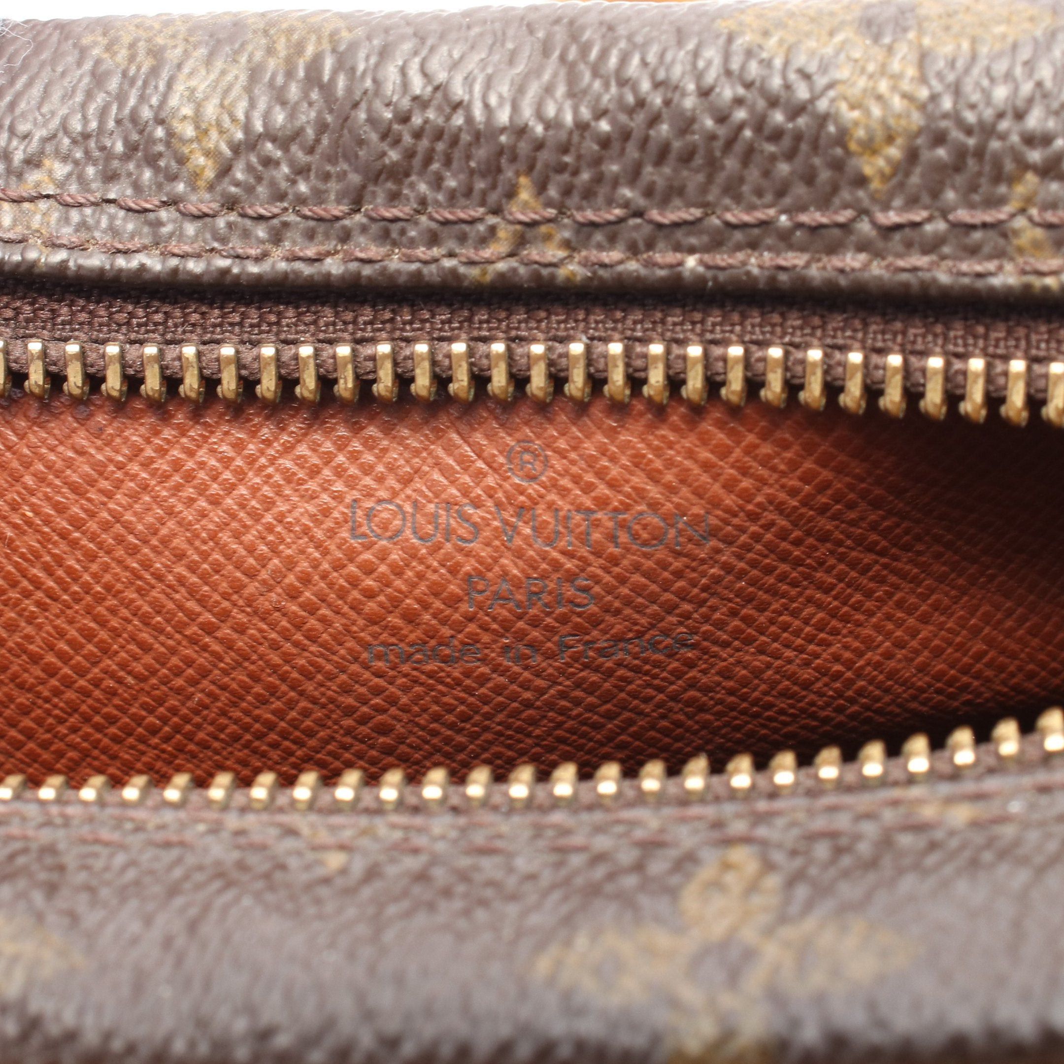 Louis Vuitton Louis Vuitton Amazon Monogram Shoulder Bag Leather Brown Size ONE SIZE - 4 Thumbnail