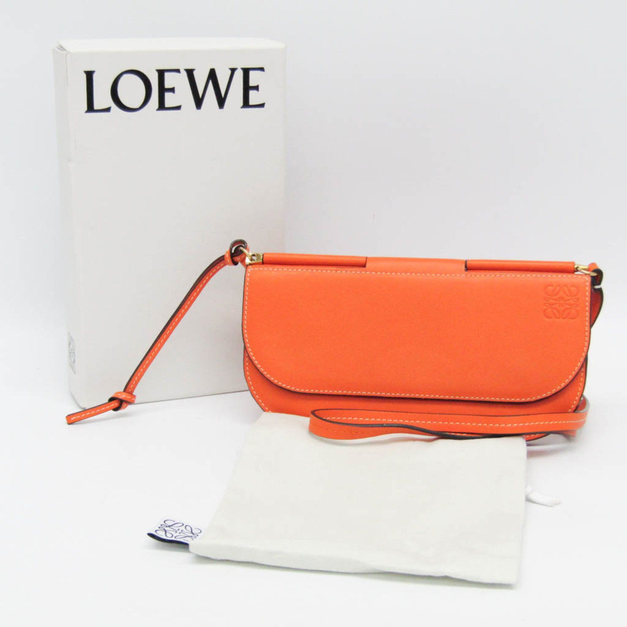 Loewe Wallet On Chain Loewe Gate Women's Leather Chain/Shoulder