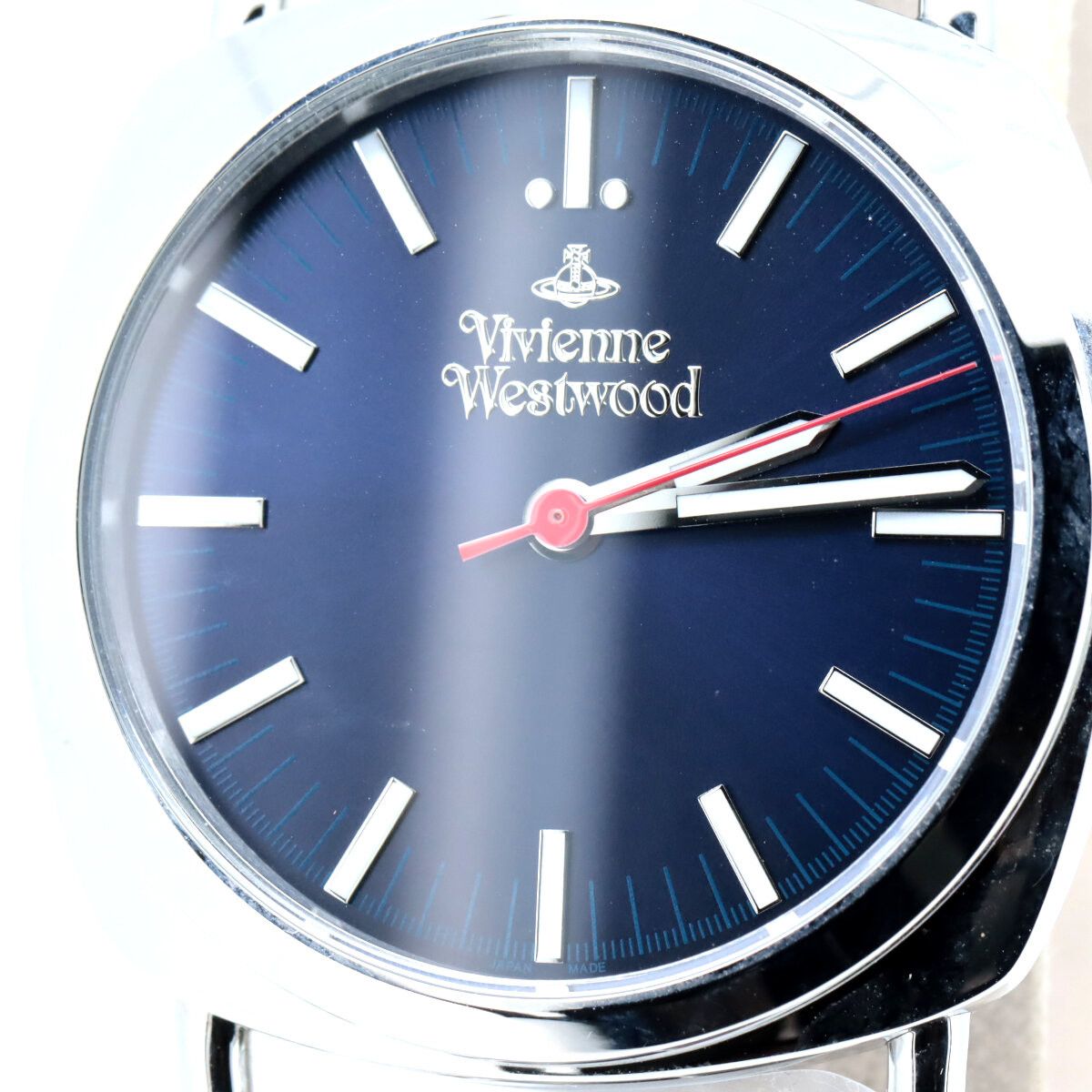 Vivienne Westwood Vivienne Westwood Vivienne Westwood Stainless Steel Watch Metal Quartz VW20-F3-B64 DUTY FREE for USA Size ONE SIZE - 2 Thumbnail