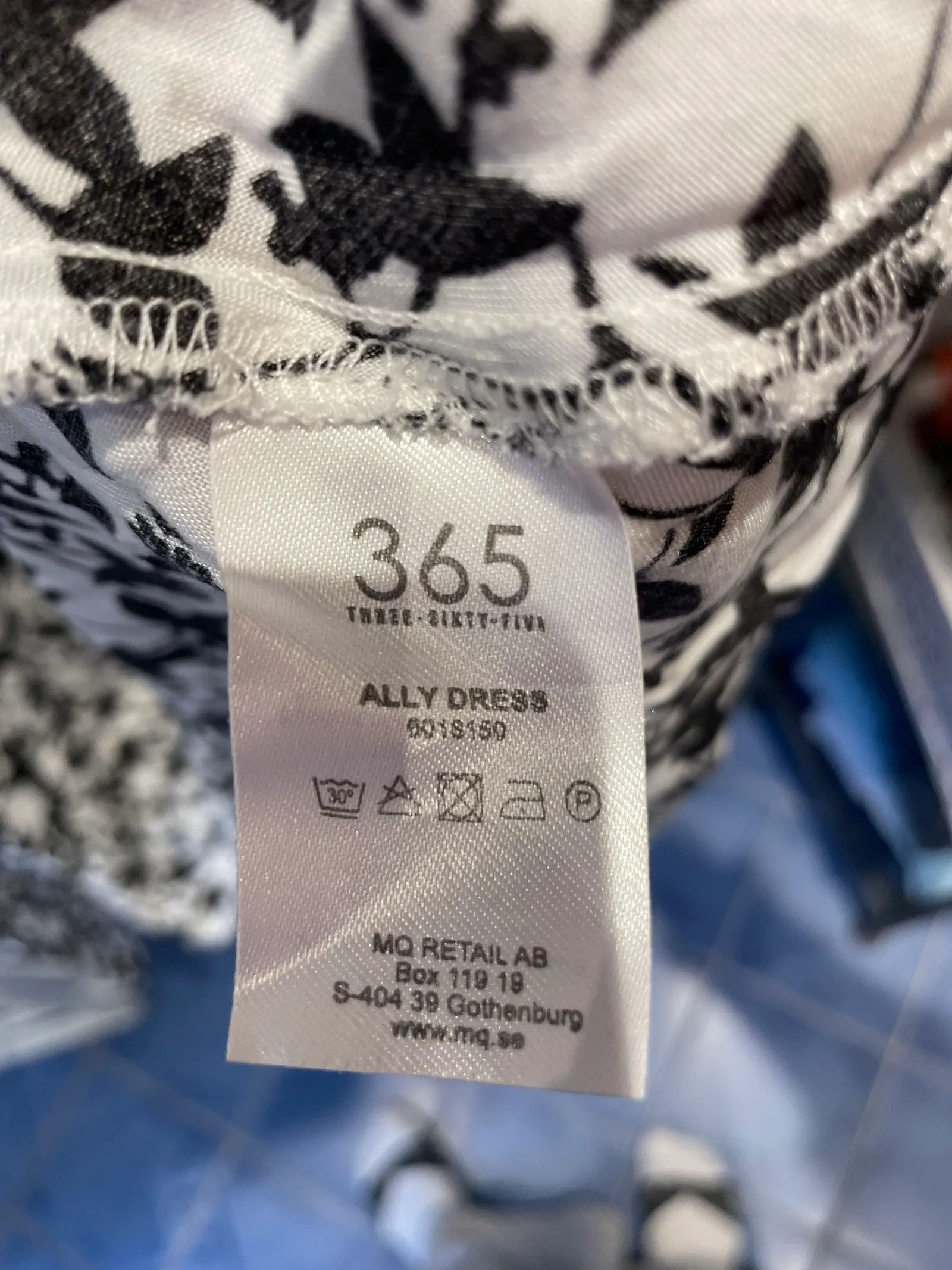 Sixty Three Sixty Five Strandklänning Dress Size S / US 4 / IT 40 - 3 Thumbnail