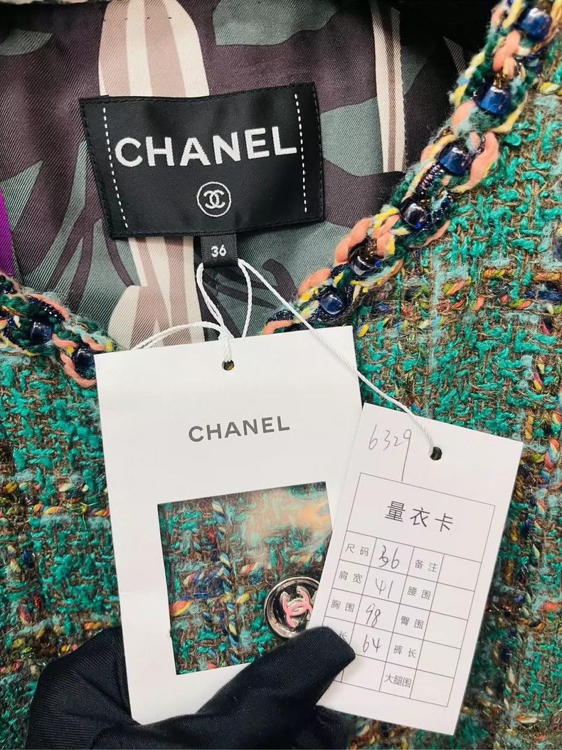 Chanel Chanel Green Soft Tweed Four Pocket Jacket- DMC Size US M / EU 48-50 / 2 - 3 Thumbnail