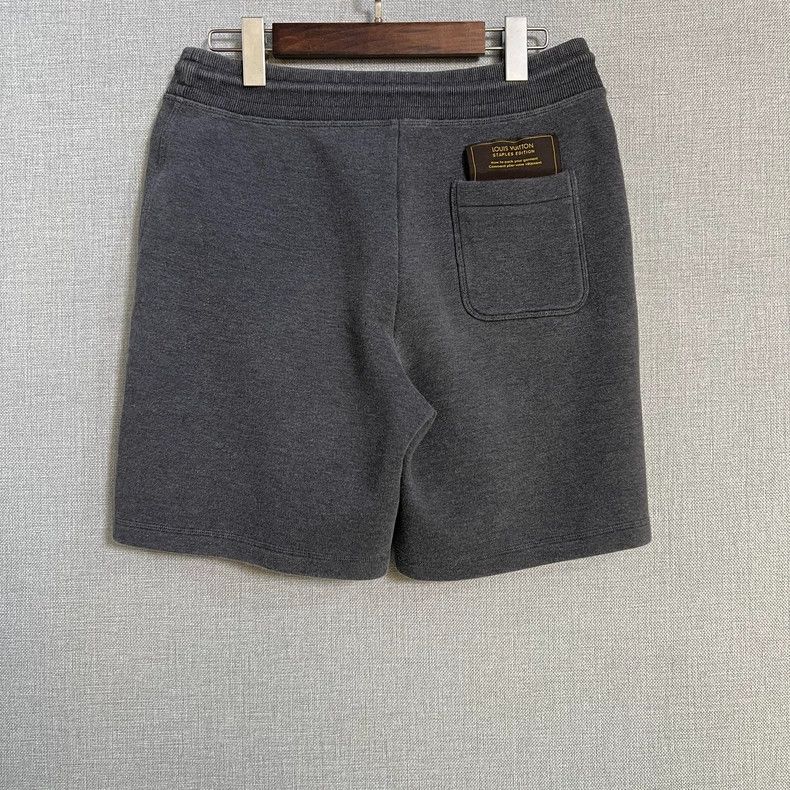 Louis Vuitton Louis Vuitton Gray Pocket Shorts Size S- DMC Size US 26 / EU 42 - 2 Thumbnail