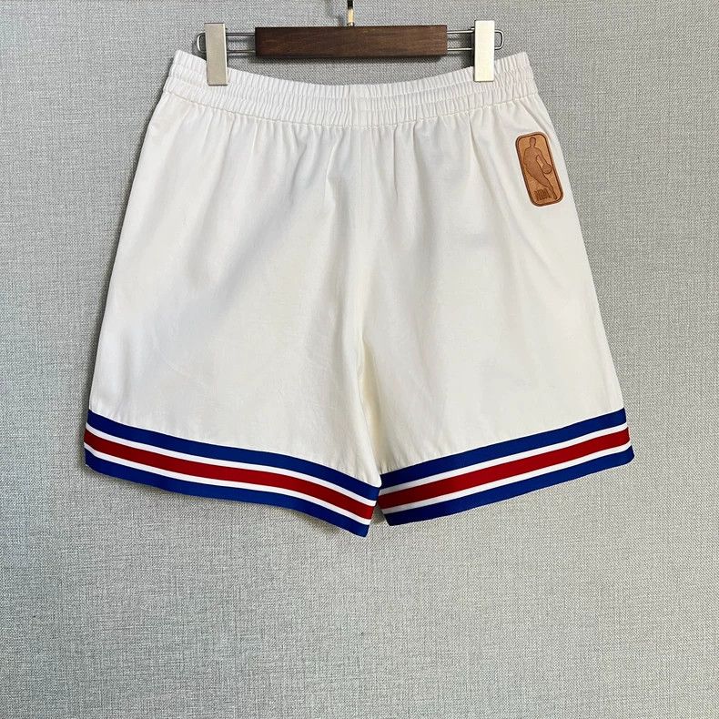 Louis Vuitton Louis Vuitton NBA Collaboration White Shorts- DMC Size US 26 / EU 42 - 2 Thumbnail