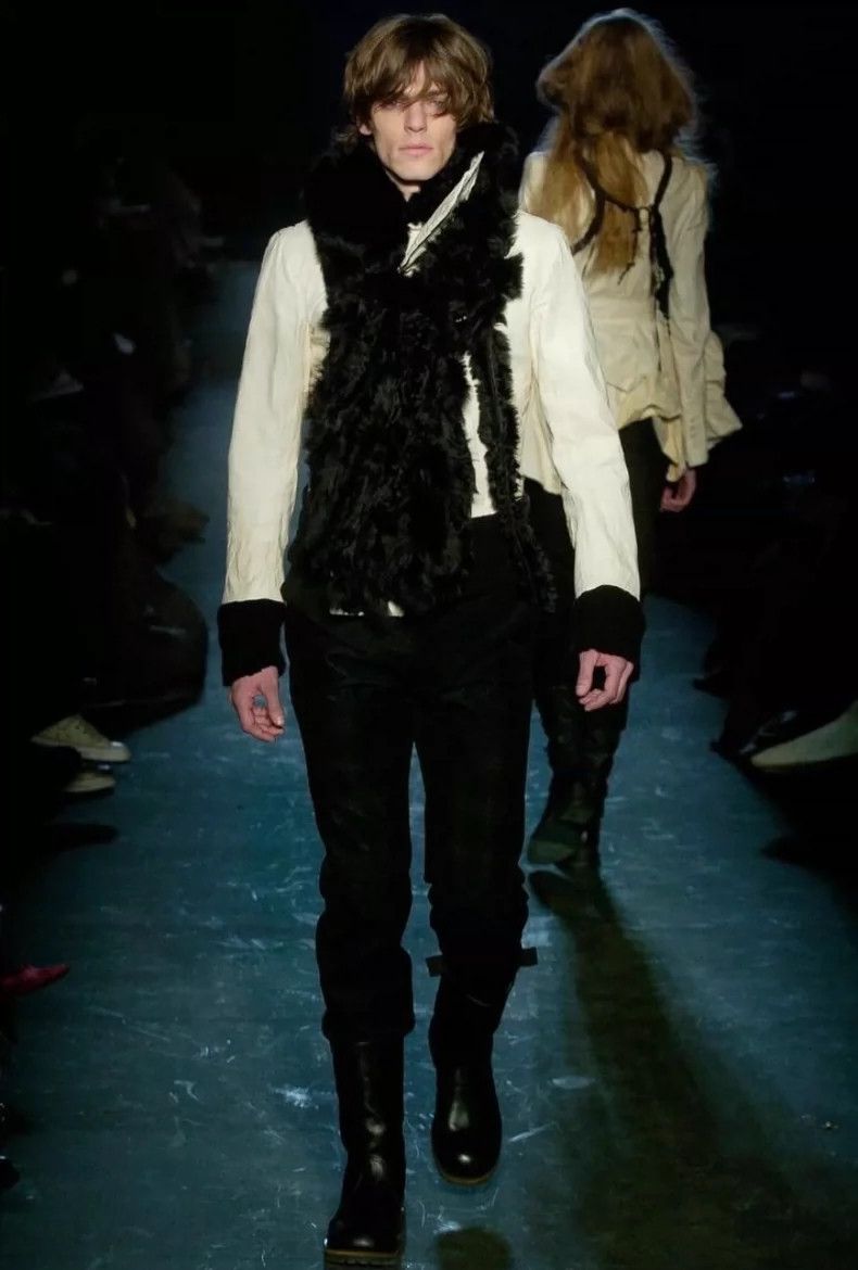 Ann Demeulemeester Black Fur Vest with Unique Design- DMC Size US M / EU 48-50 / 2 - 2 Thumbnail