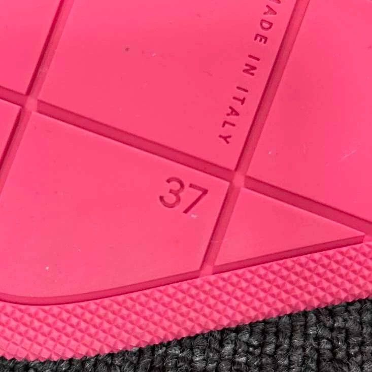 Bottega Veneta Pink Rubber Slides by Bottega Veneta Size US 6 / IT 36 - 7 Thumbnail