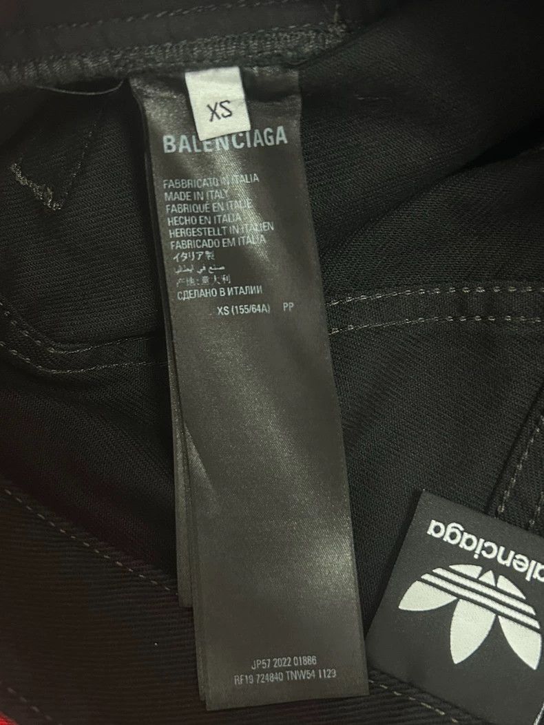 Balenciaga adidas Balenciaga Distressed Black Shorts XS- DMC Size US 26 / EU 42 - 4 Thumbnail