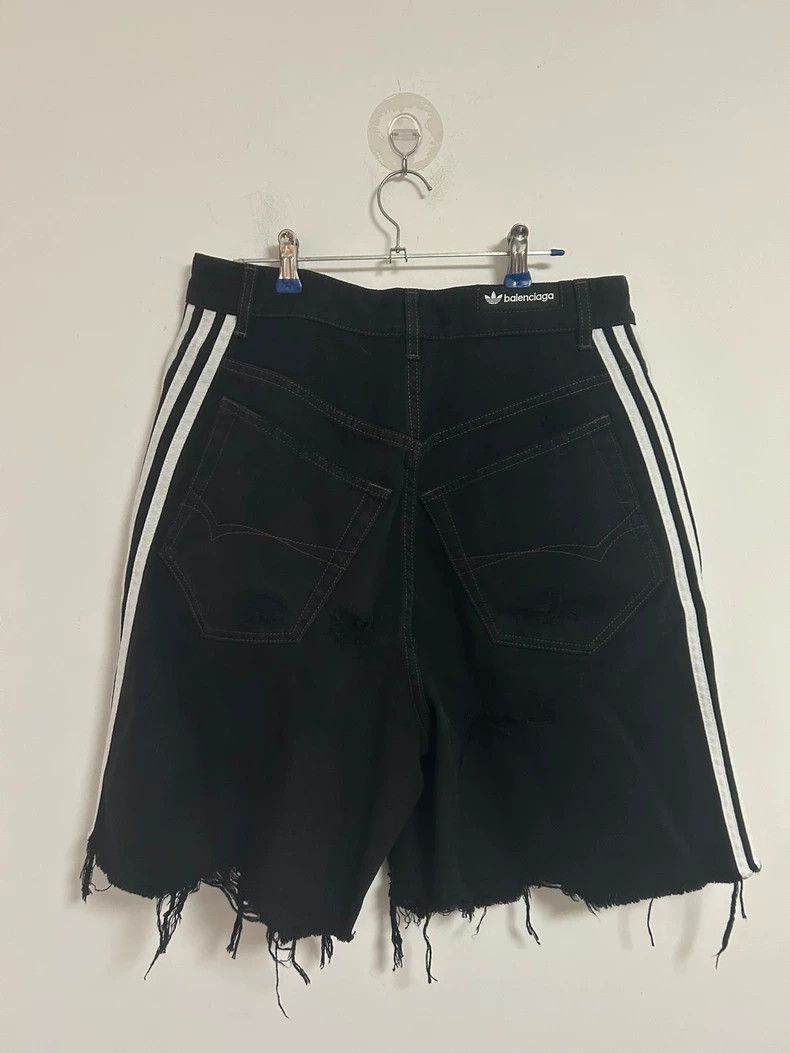 Balenciaga adidas Balenciaga Distressed Black Shorts XS- DMC Size US 26 / EU 42 - 2 Thumbnail
