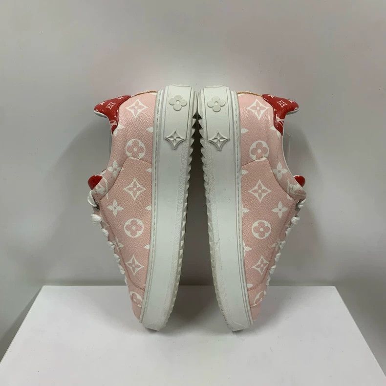 Louis Vuitton Louis Vuitton Pink Printed Sneakers Size 38 Size US 8 / IT 38 - 5 Thumbnail