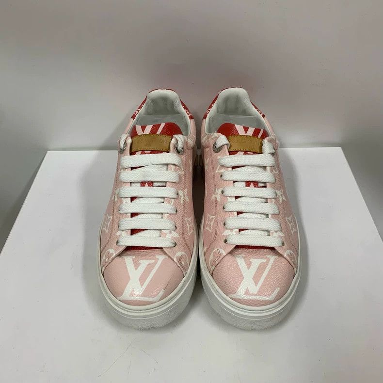 Louis Vuitton Louis Vuitton Pink Printed Sneakers Size 38 Size US 8 / IT 38 - 2 Thumbnail