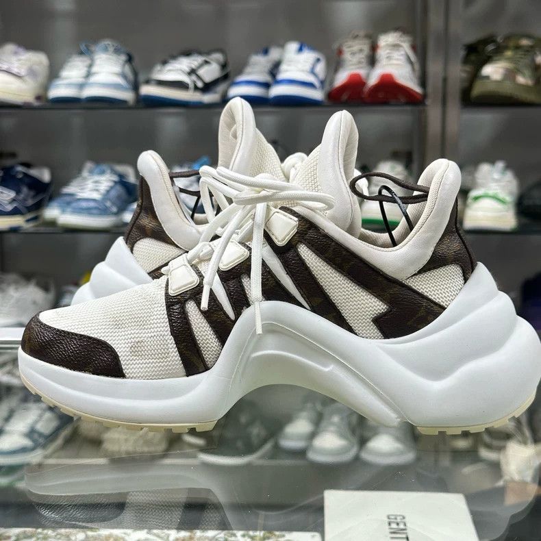 Louis Vuitton Louis Vuitton Archlight Sneakers Size 35.5 Size US 5 / IT 35 - 6 Thumbnail