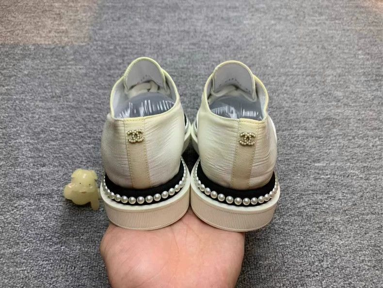 Chanel Chanel Pearl Sneakers Black and White Size 37 Size US 6 / EU 39 - 3 Thumbnail
